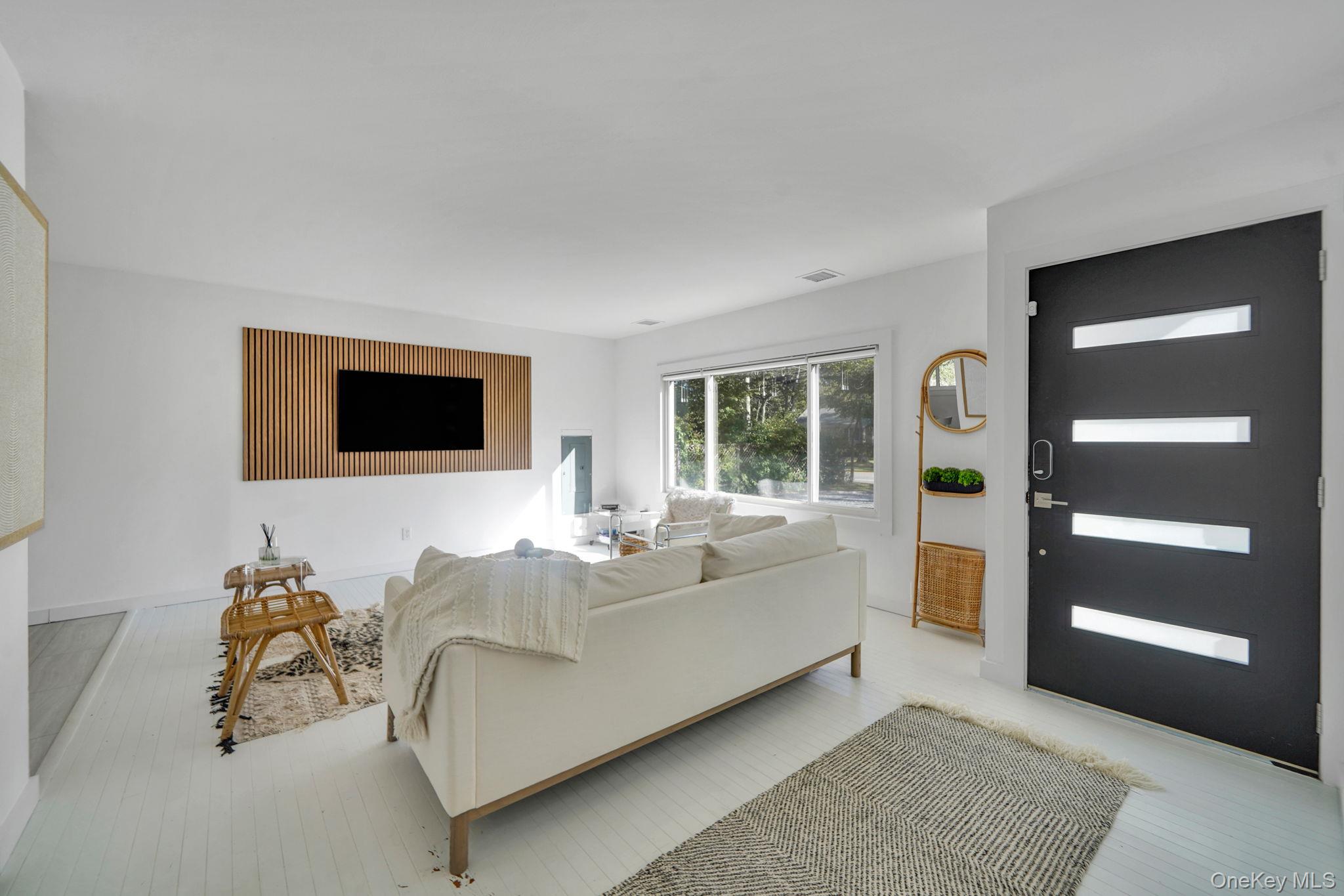 138 West Tiana Road – For Rent photo 5