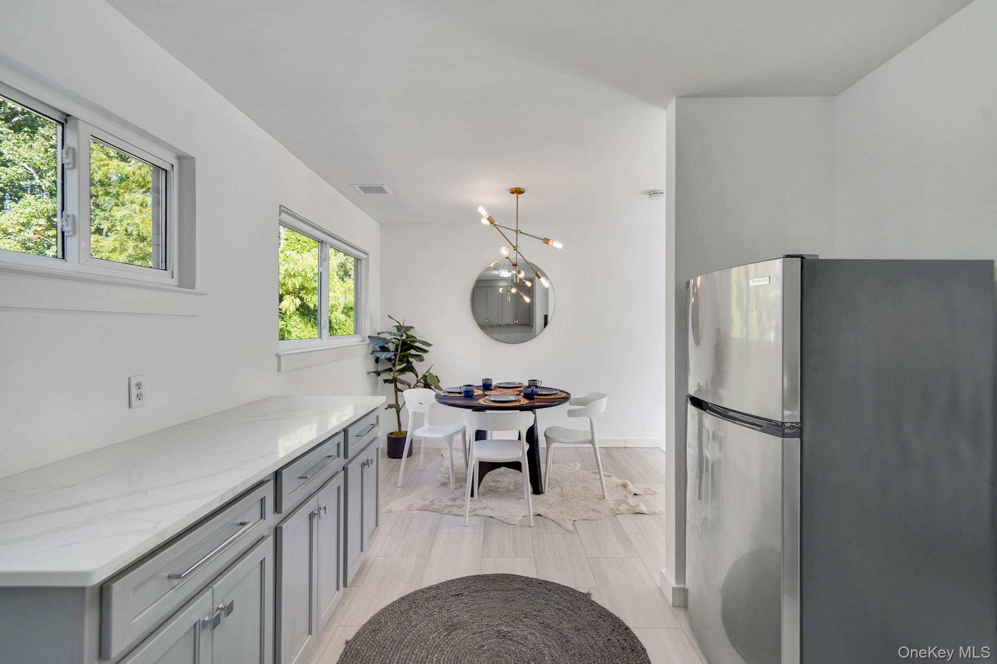 138 West Tiana Road – For Rent photo 10