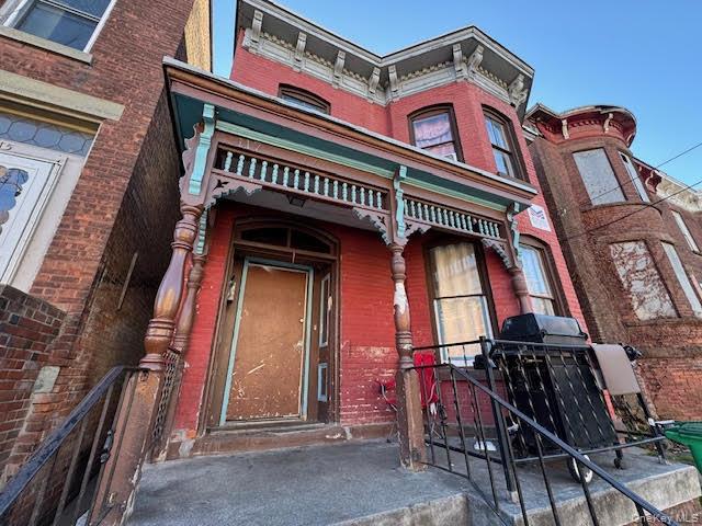117 Renwick Street – For Sale photo 2
