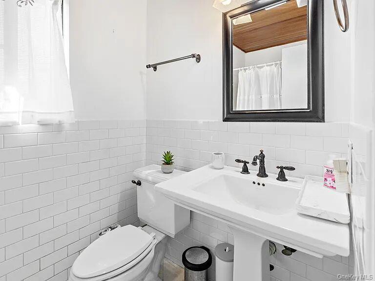 8 School Street – For Sale photo 21