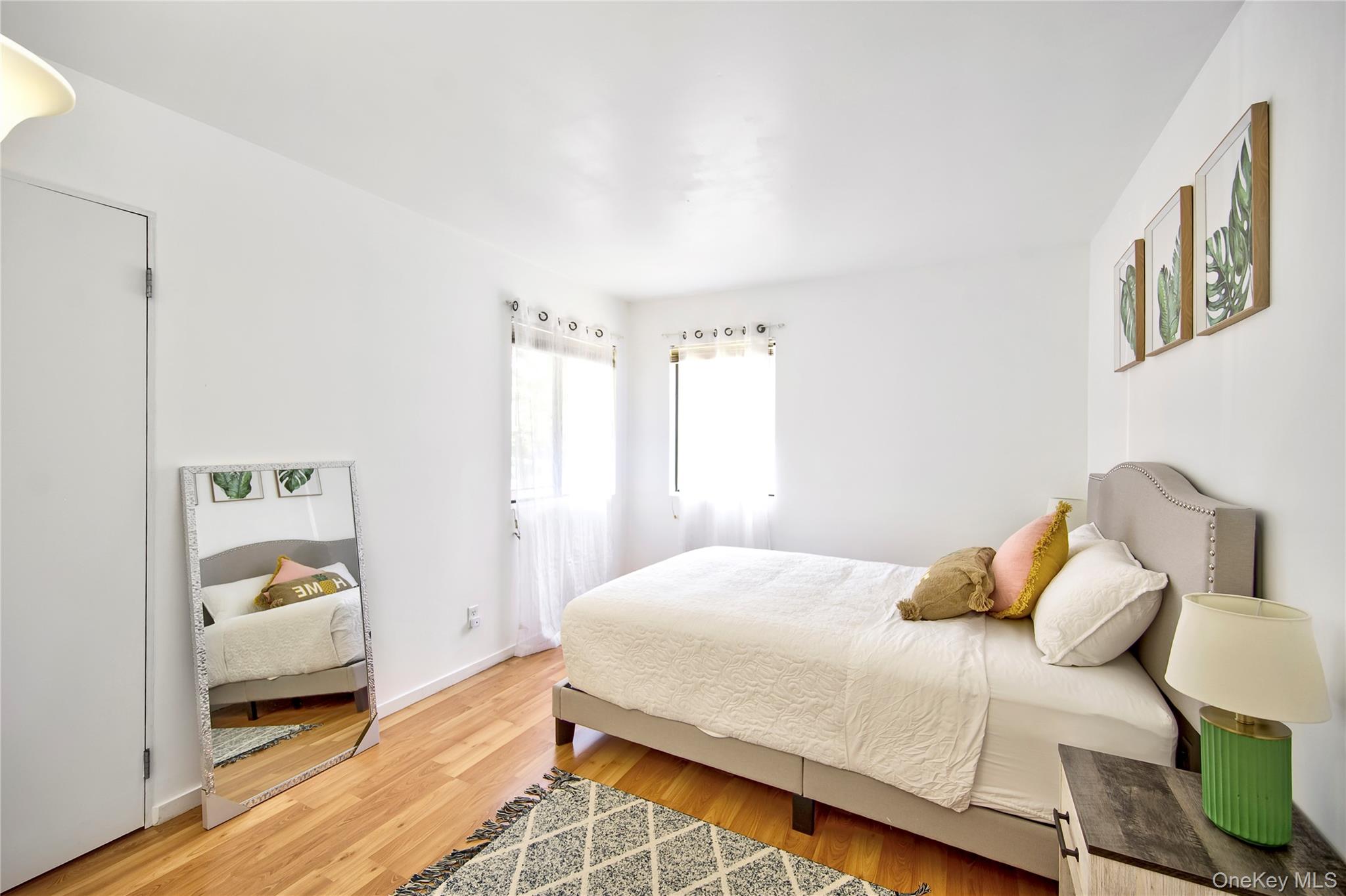 8 School Street – For Sale photo 17