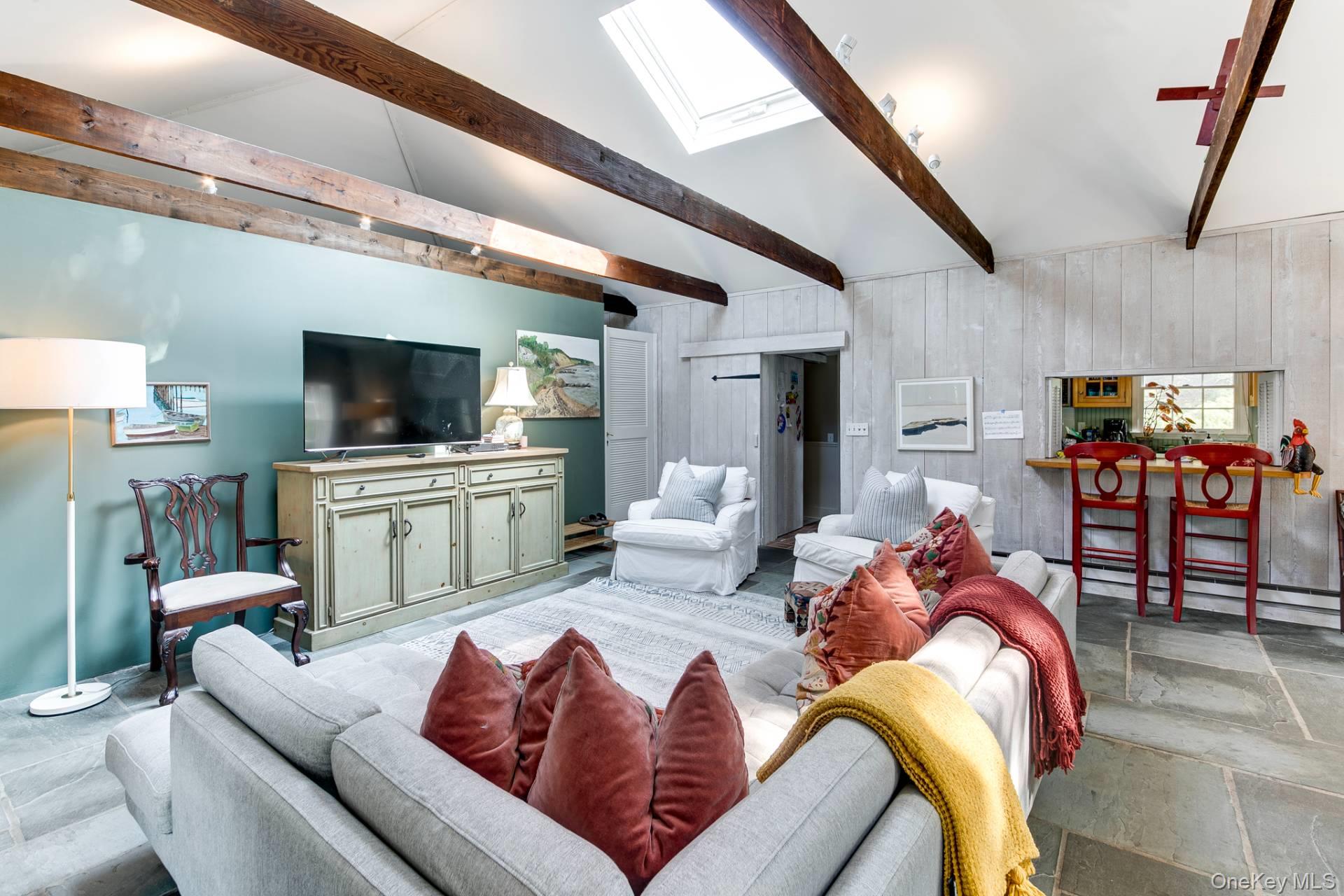 641 Montauk Highway – For Rent photo 8