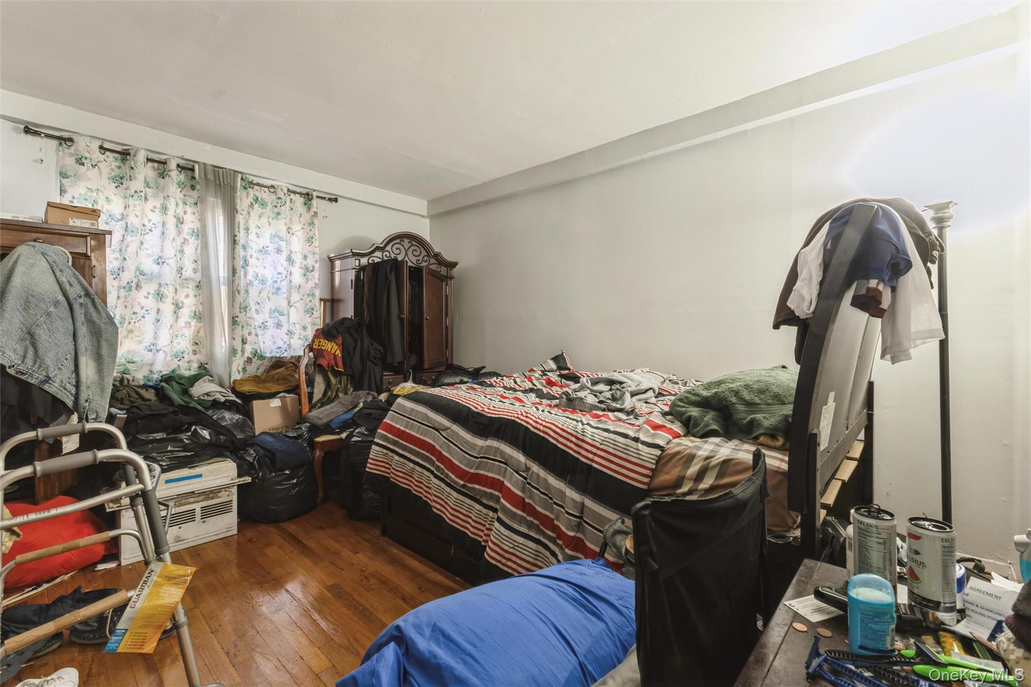 980 Jerome Street – For Sale photo 10