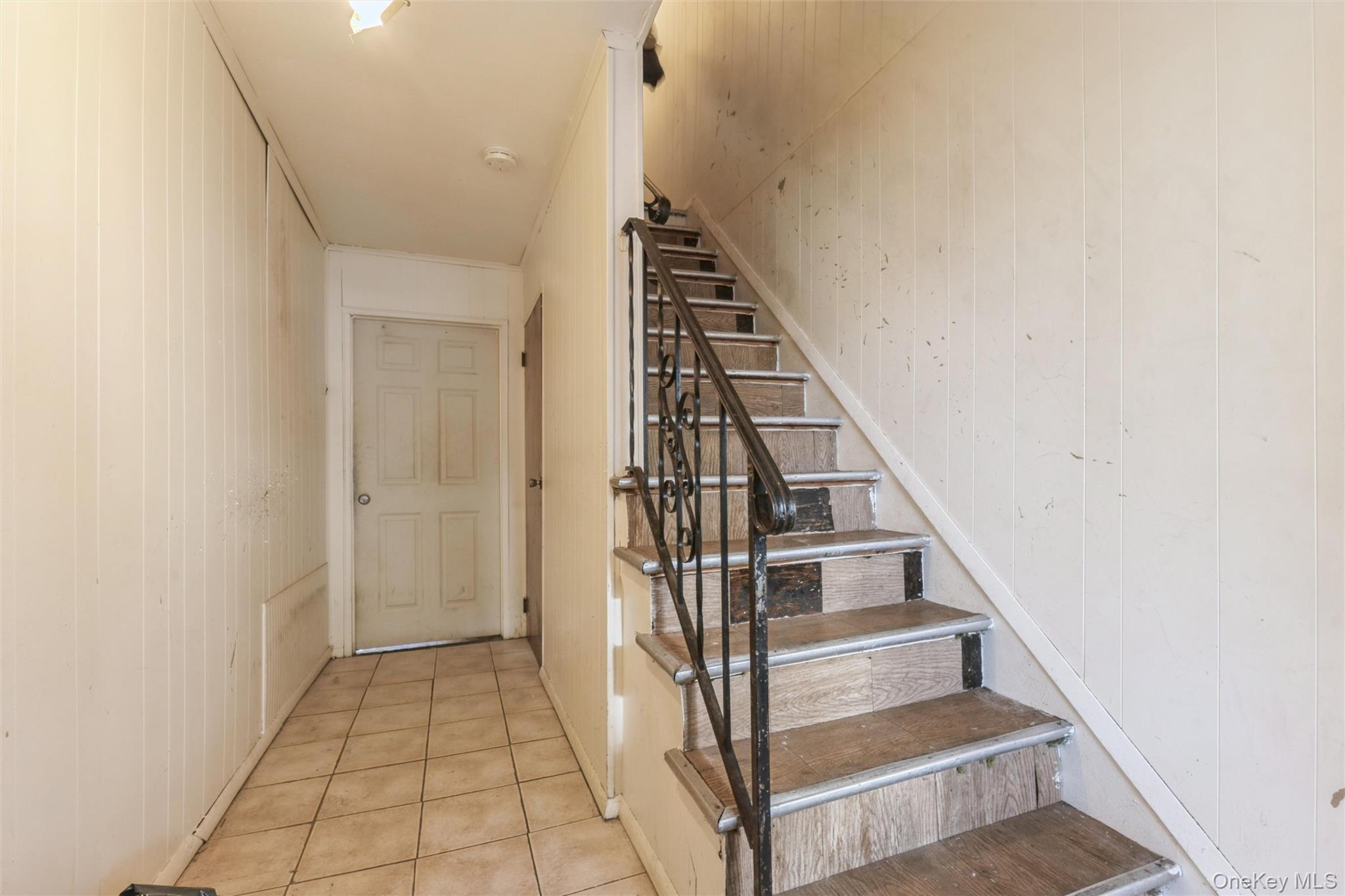980 Jerome Street – For Sale photo 5