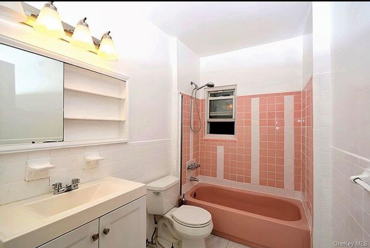 980 Jerome Street – For Sale photo 16