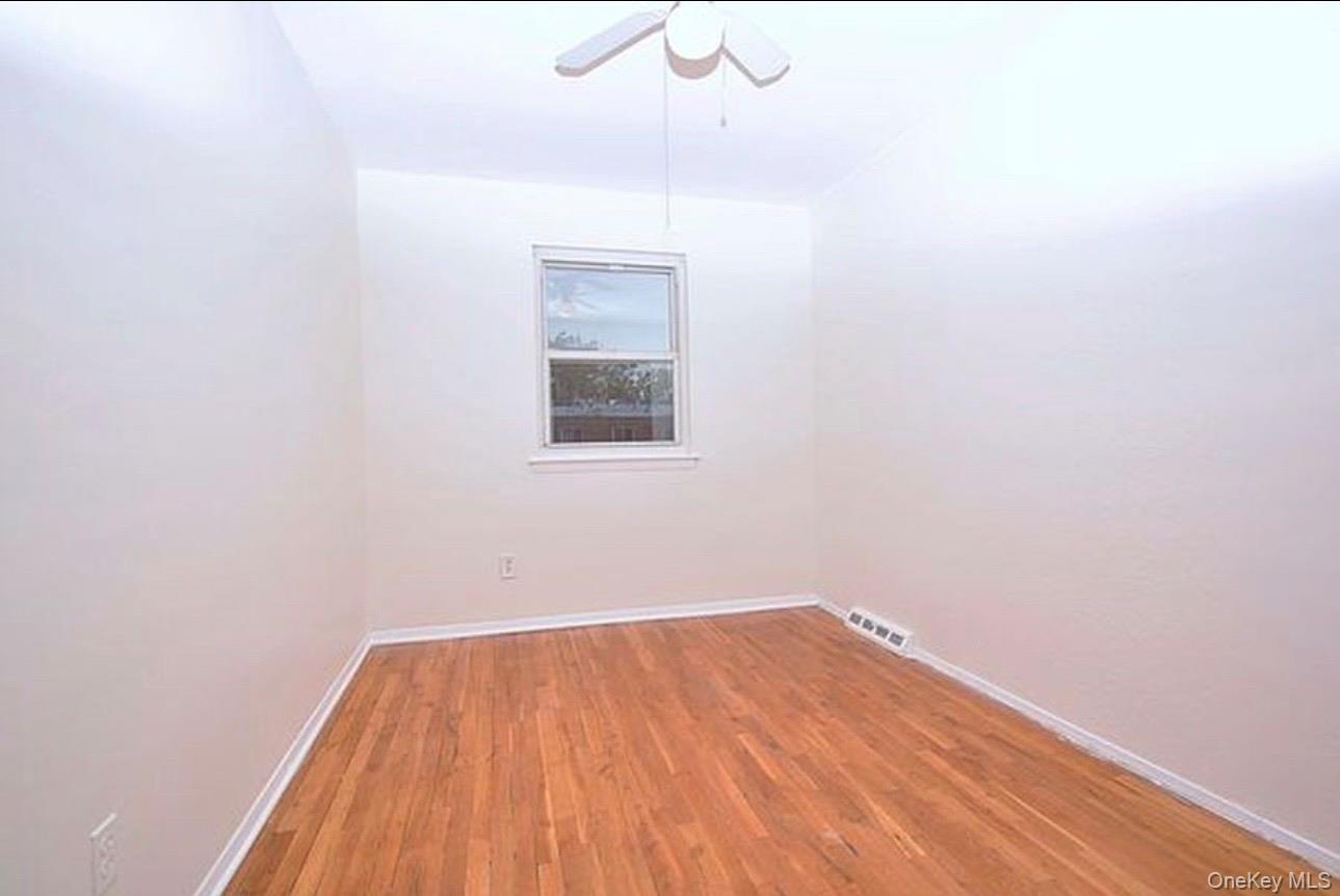 980 Jerome Street – For Sale photo 11