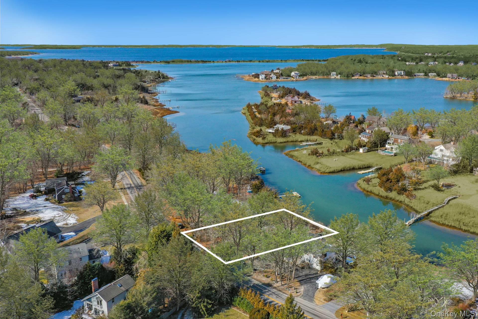 4529 Noyac Road – For Sale