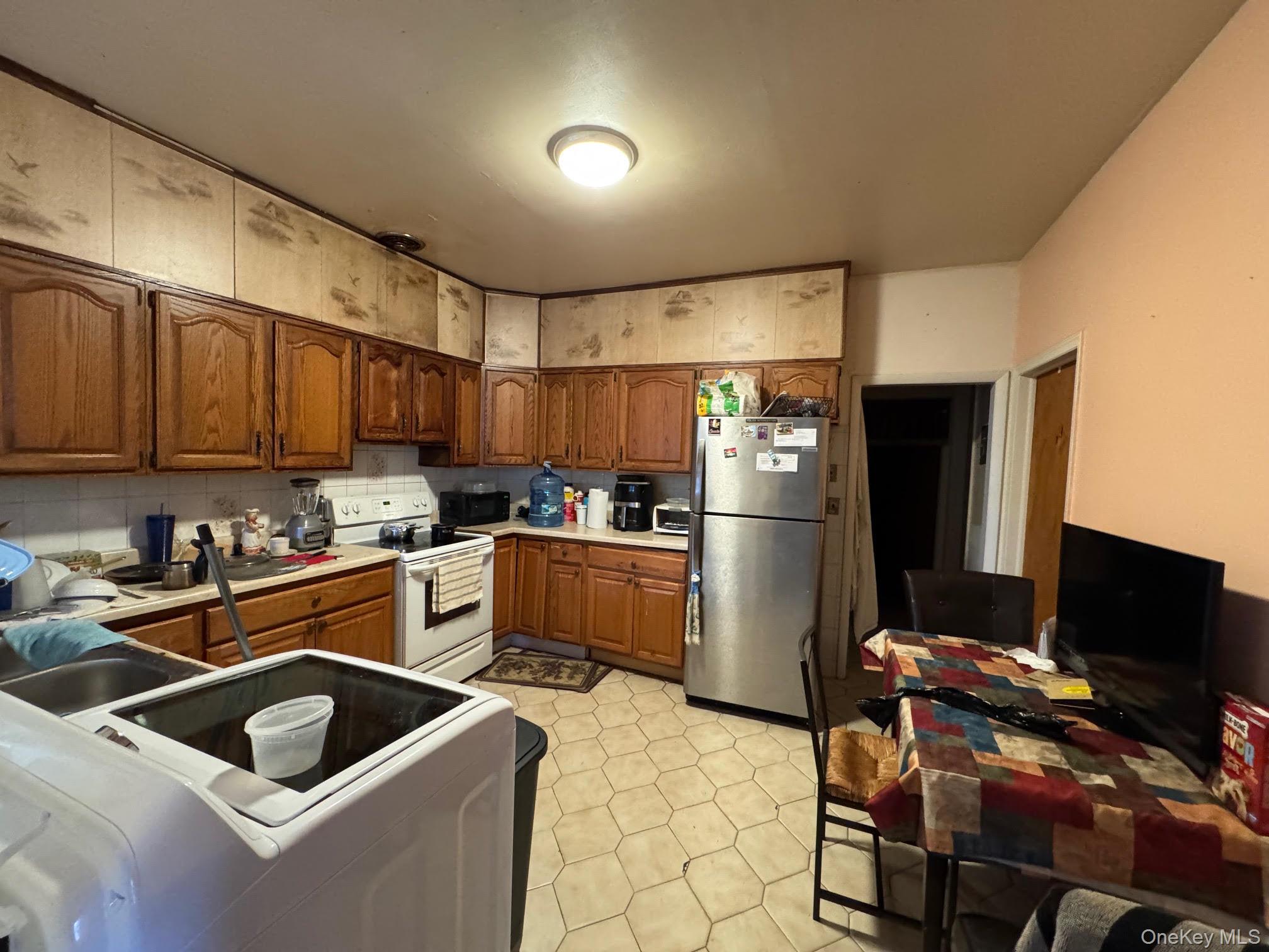 13 Mountain Avenue – For Sale photo 20