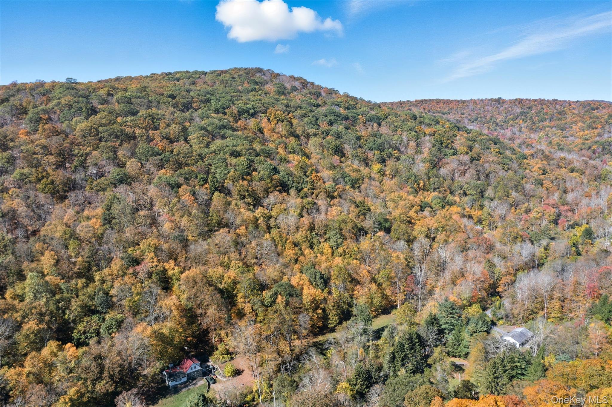 Wiccopee Road – For Sale photo 8