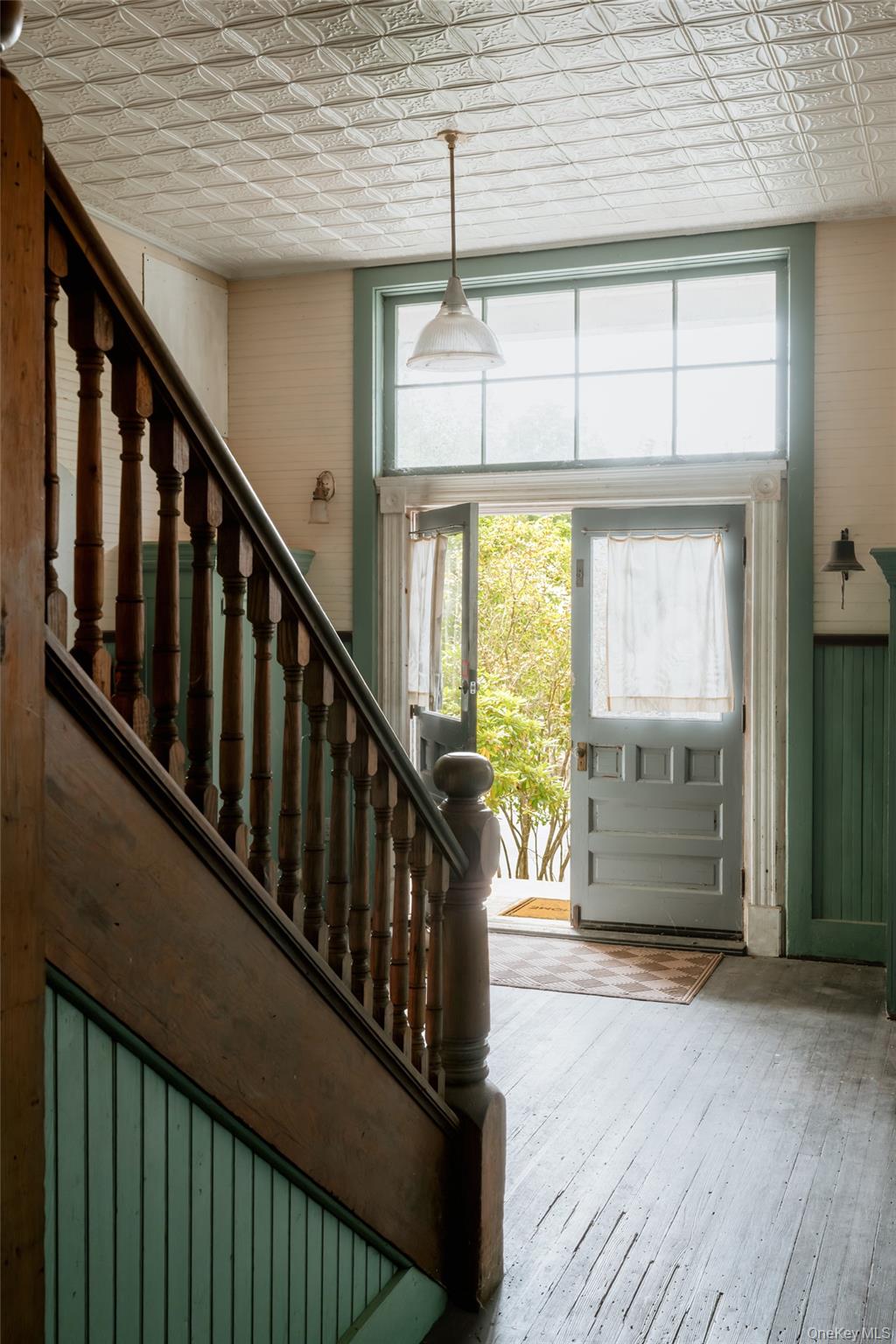 48 Upper Main Street – For Sale photo 8
