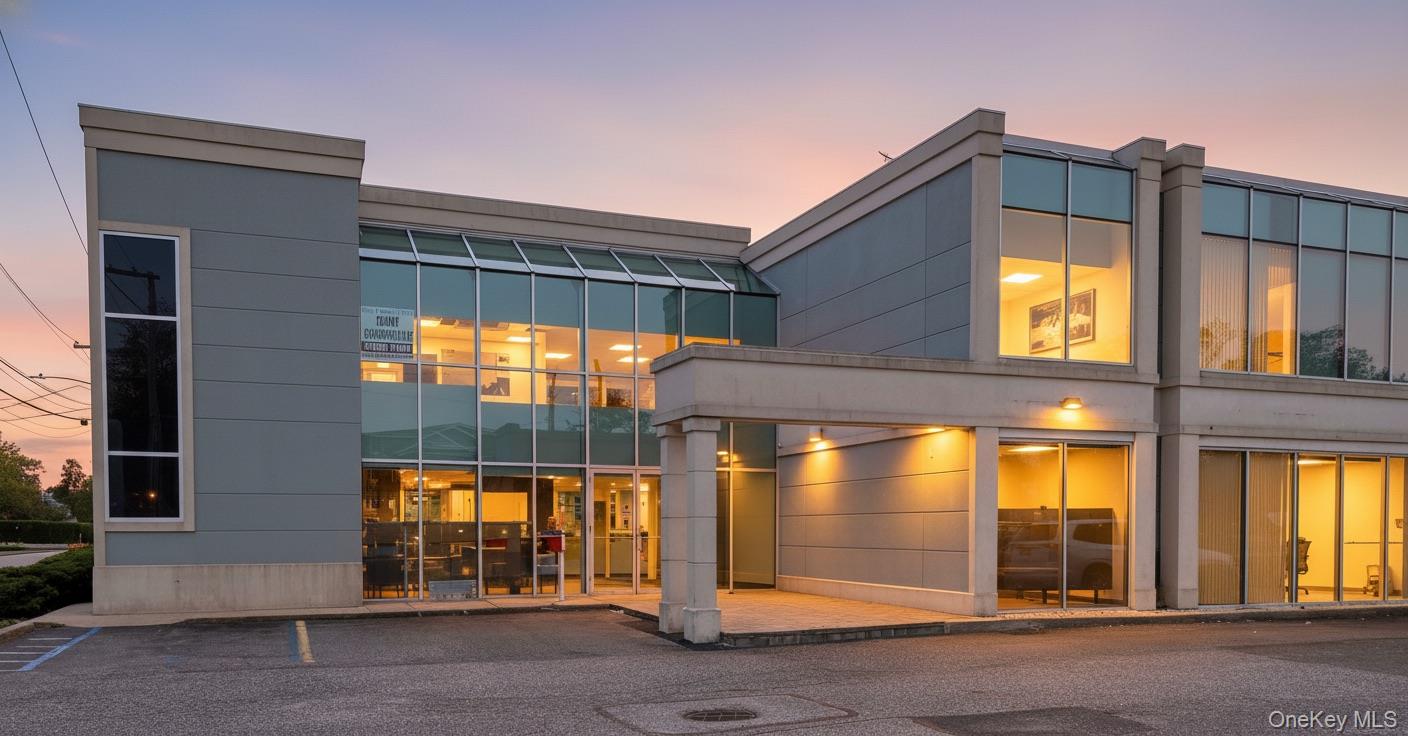 217 Merrick Road, Unit 101