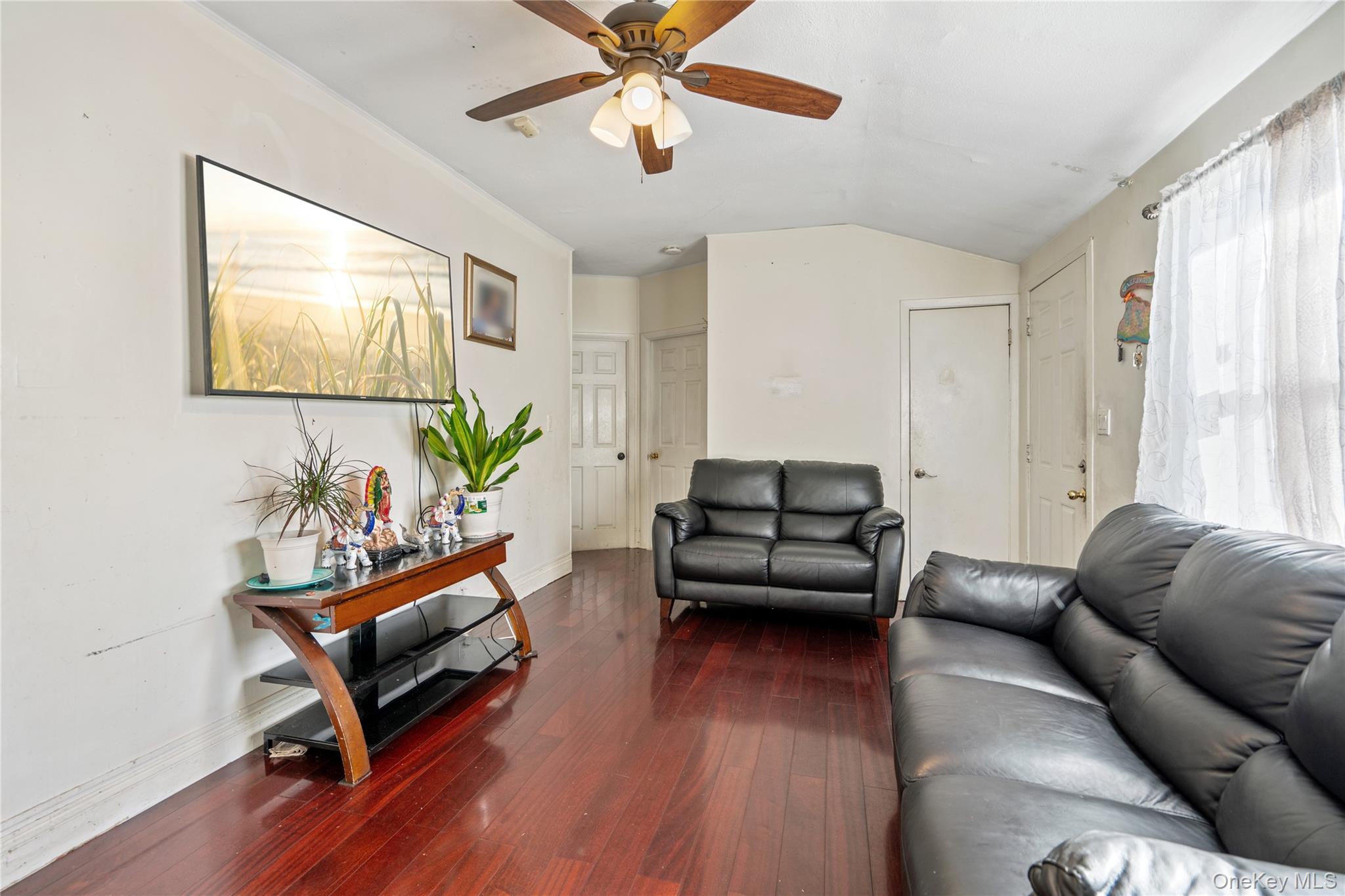501 Scherger Avenue – For Sale photo 5