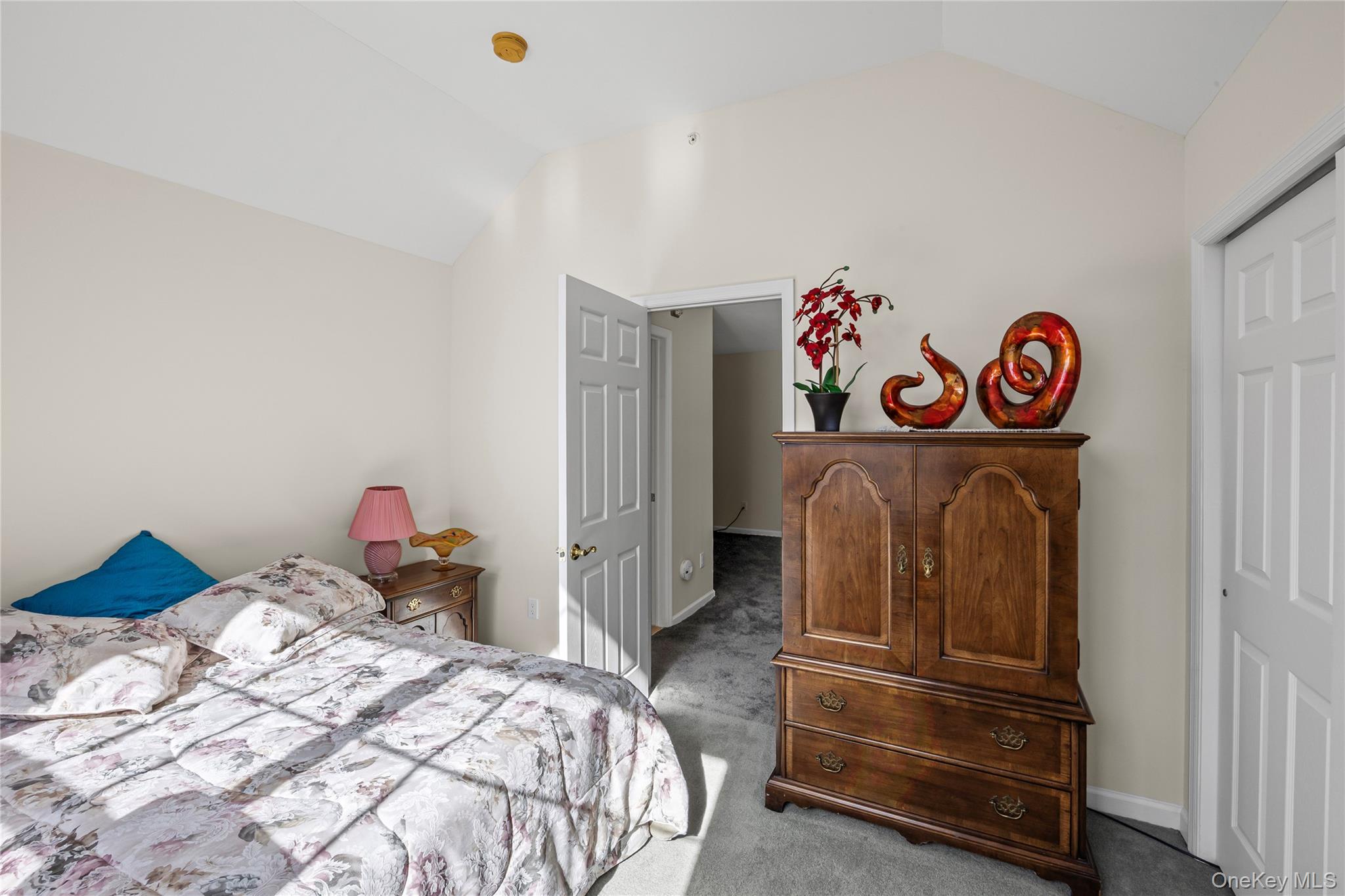 48 Avery Lane – For Sale photo 28