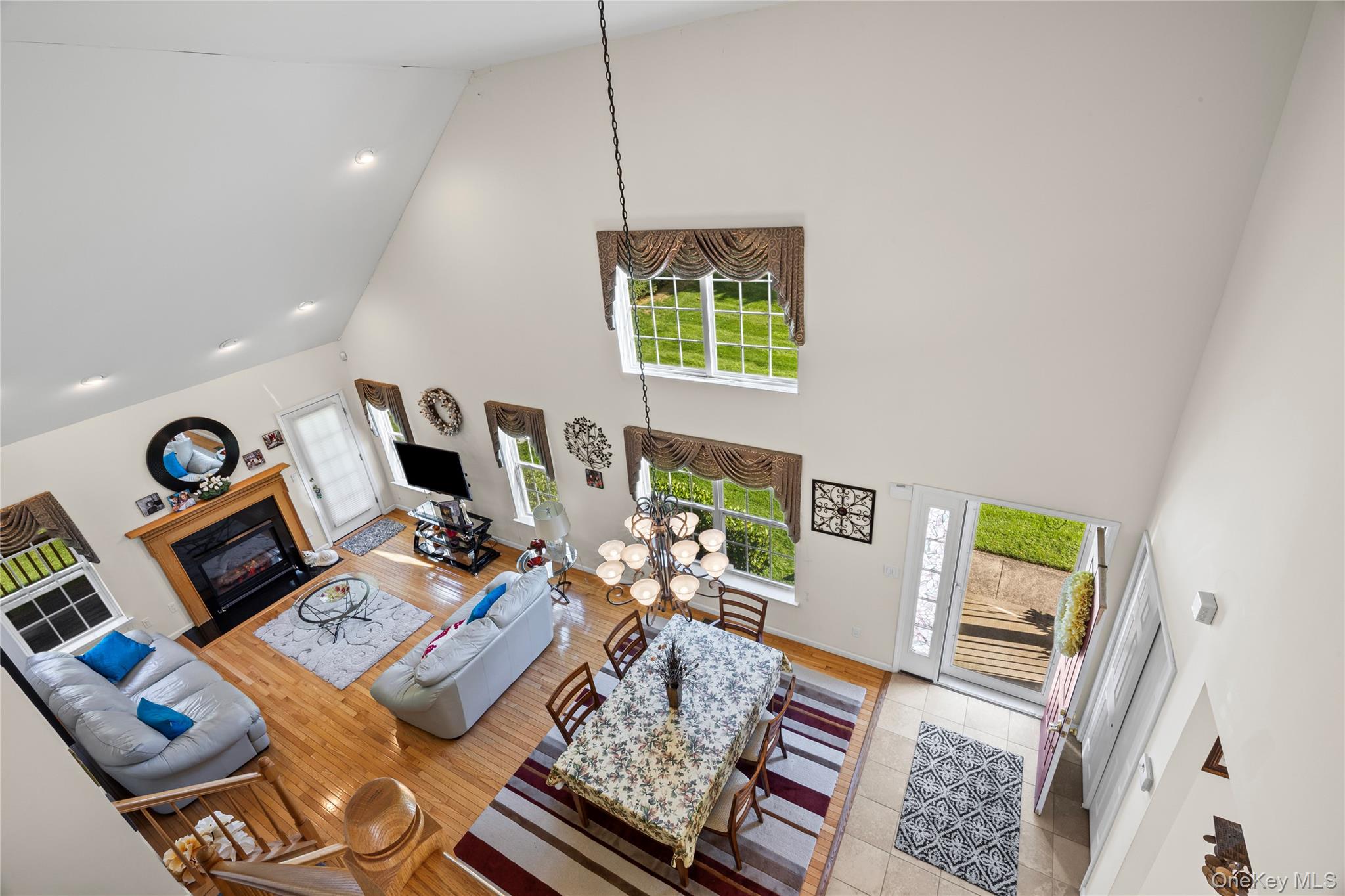 48 Avery Lane – For Sale photo 24