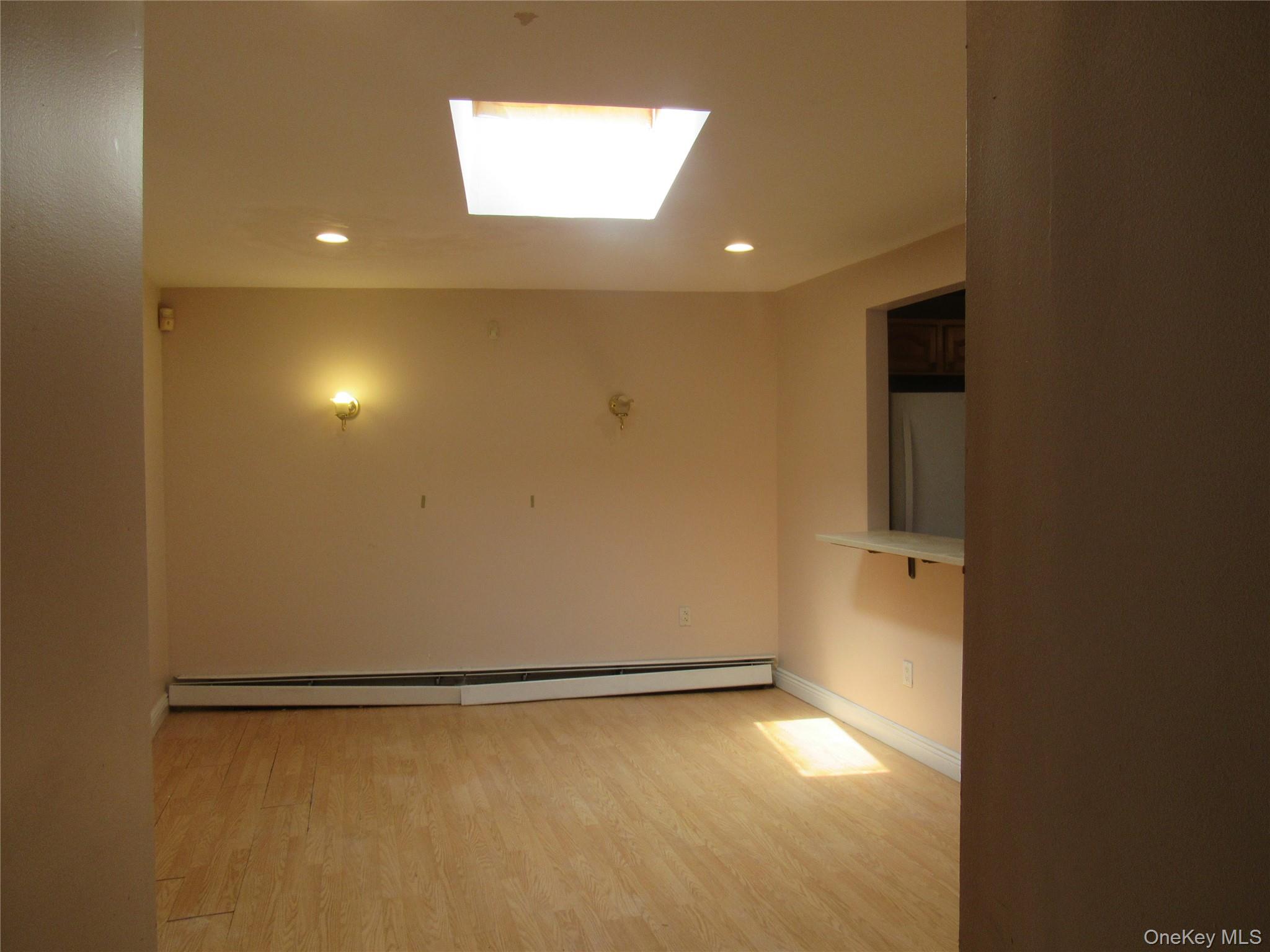 6 Broadway – For Sale photo 13