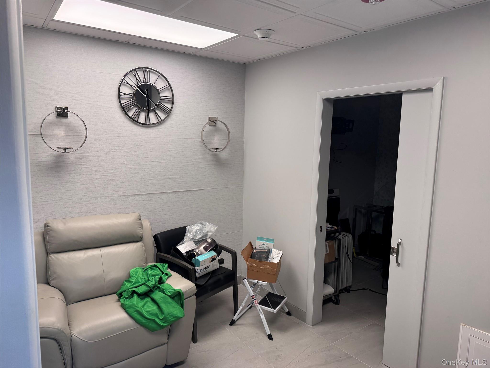 501 S Broadway – For Rent photo 5