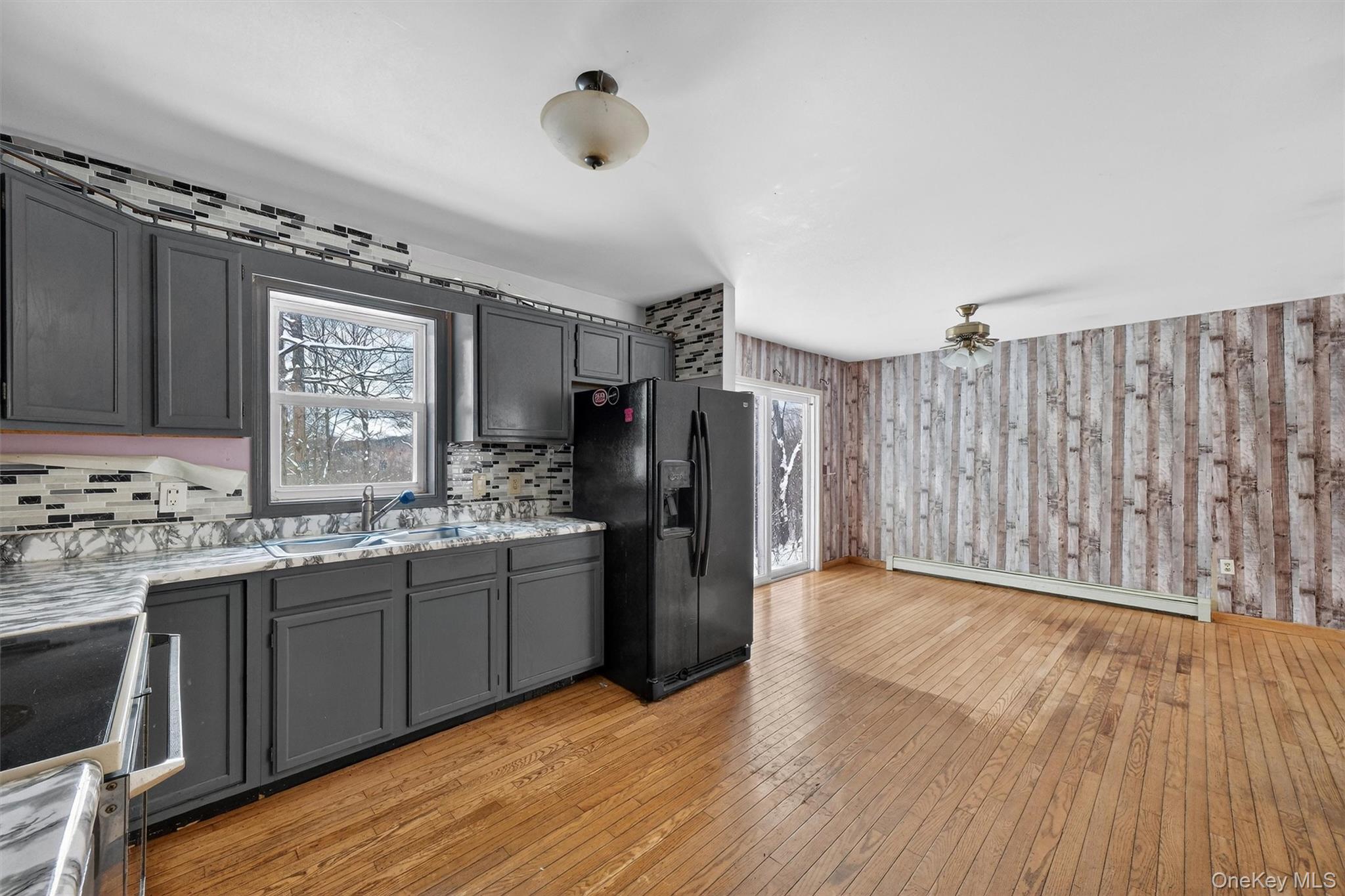11 Park Lane – For Sale photo 9