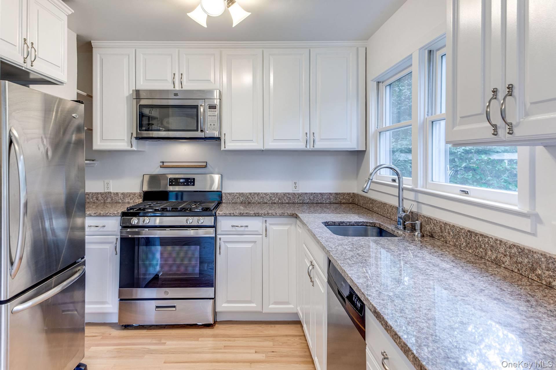 319 Three Mile Harbor Road – For Rent photo 4