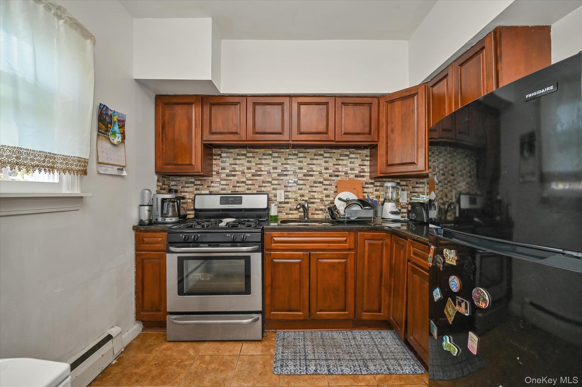 16 E Chestnut Street – For Sale photo 5