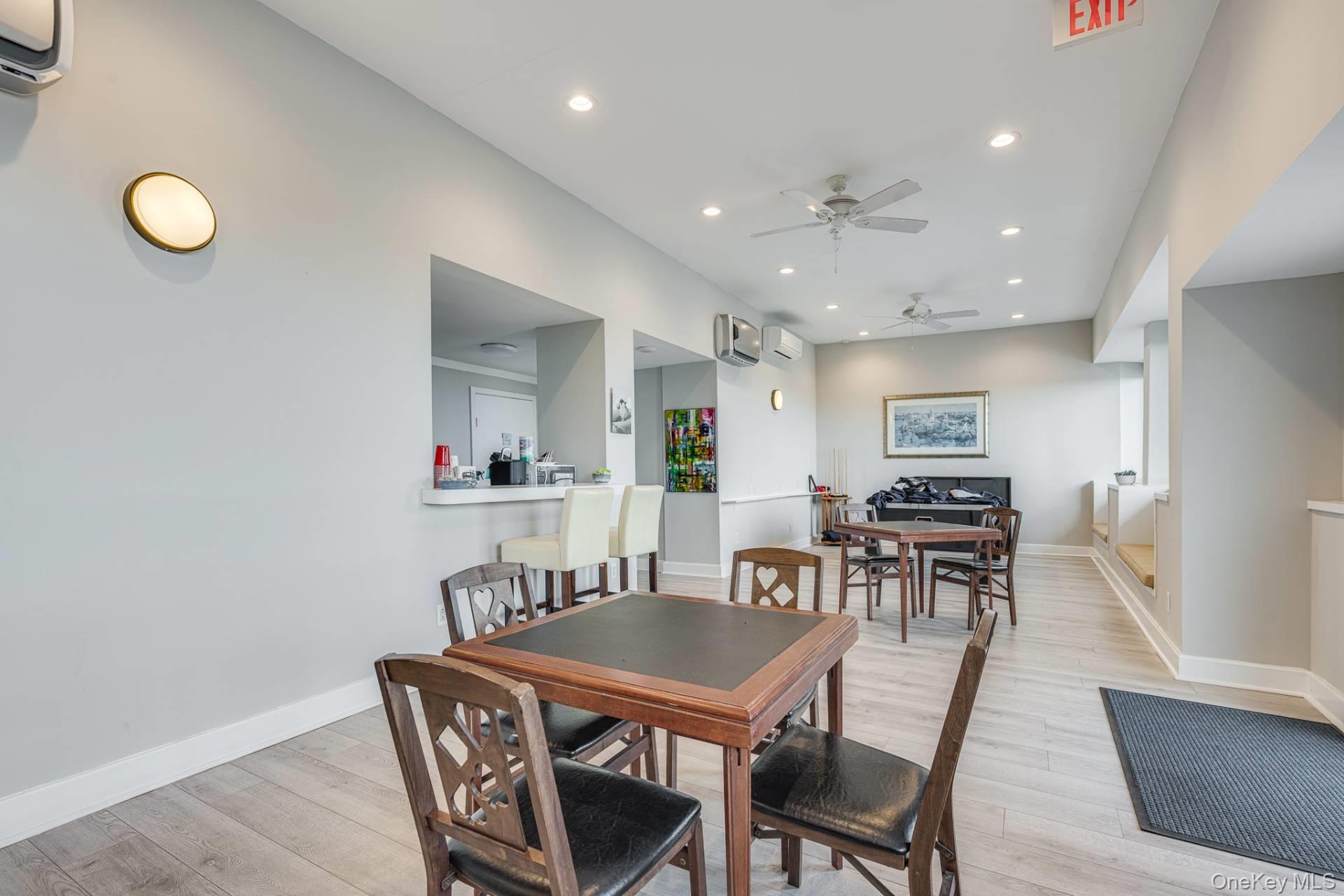 585 Dune Road, Unit 29B photo 18