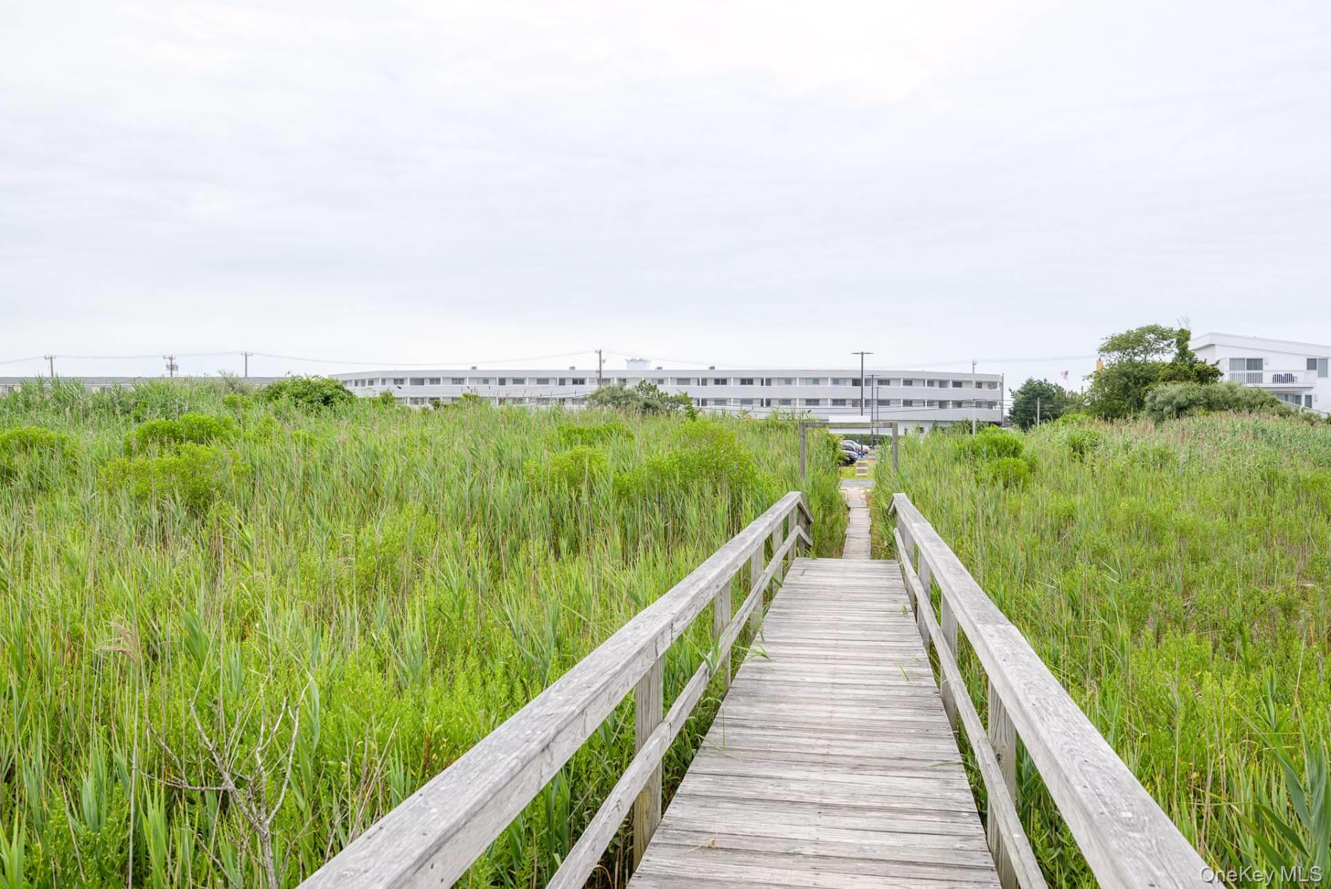 585 Dune Road, Unit 29B photo 14