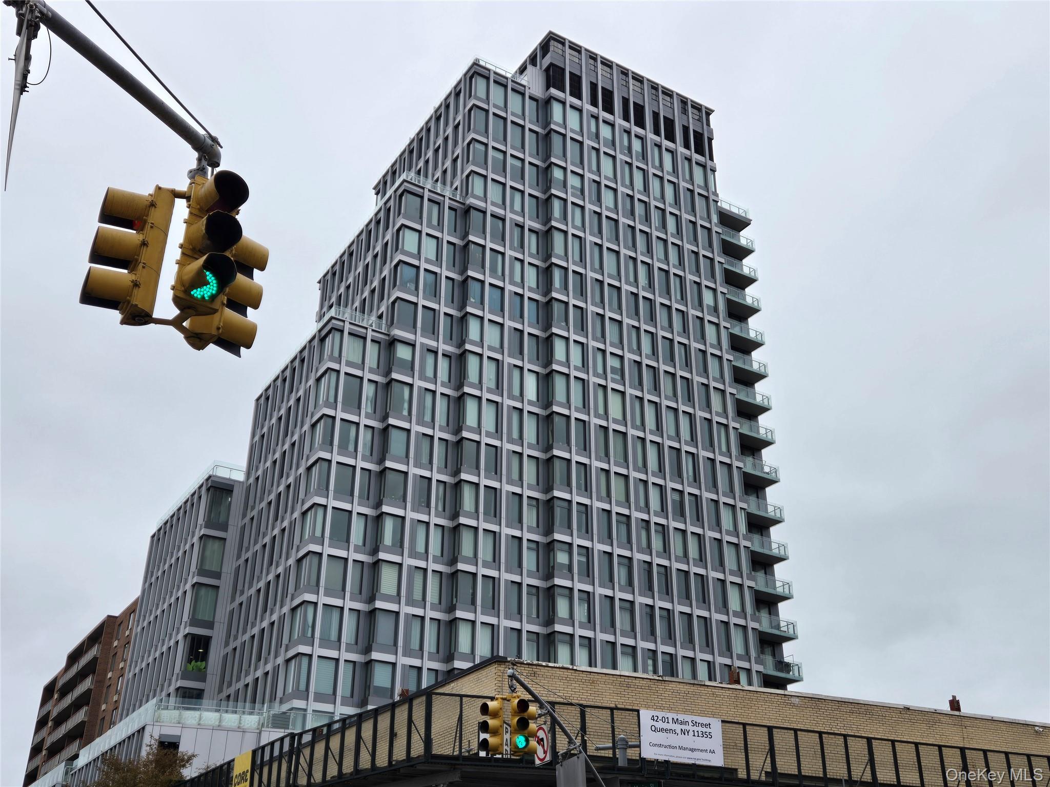 136-18 Maple Avenue, Unit 5E