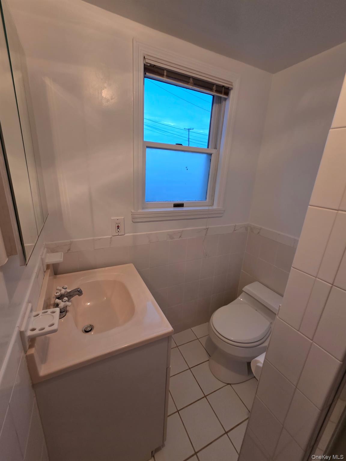 12&14 W 5th Road – For Sale photo 15