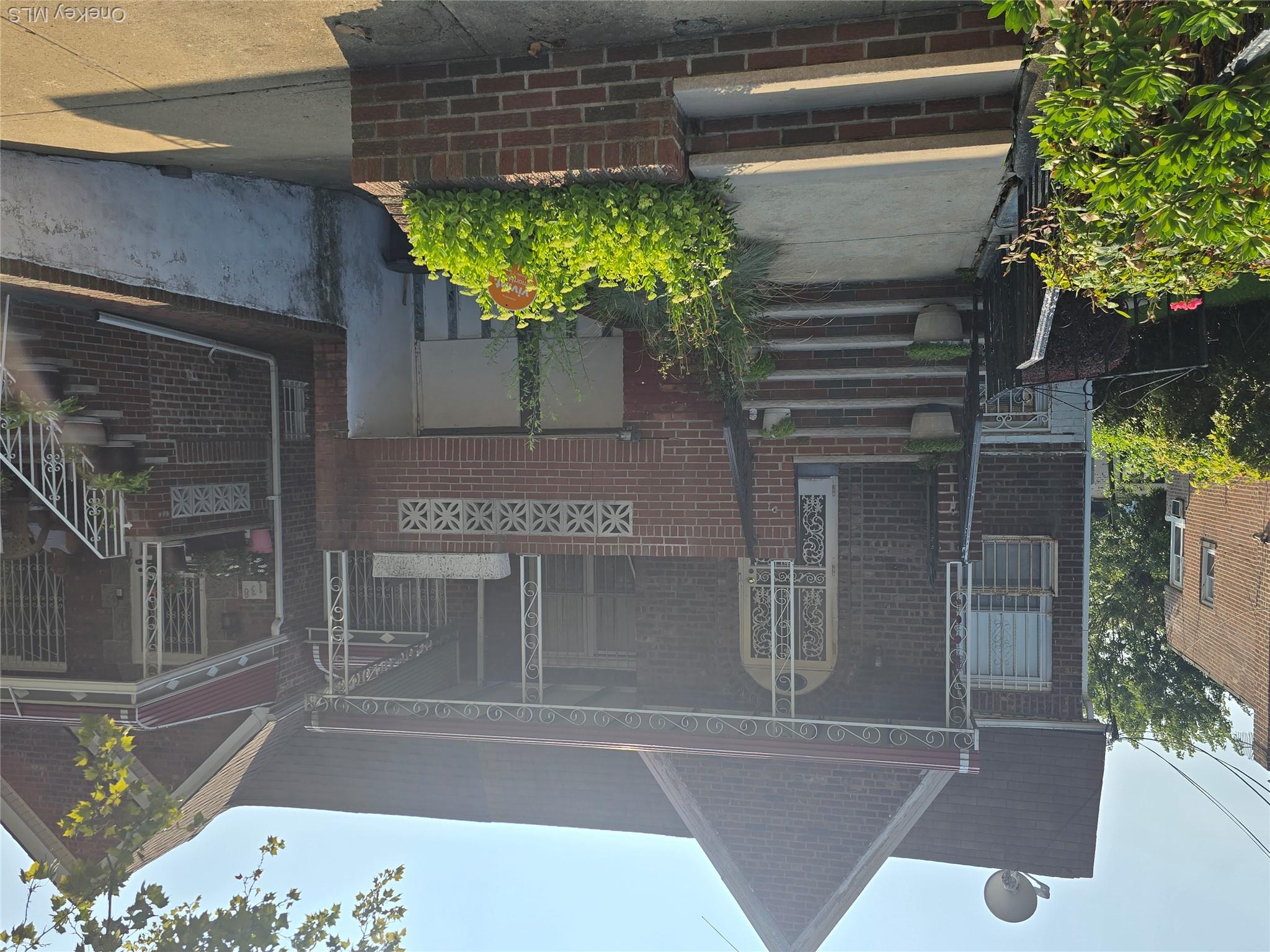 142 East 88 Street – For Sale photo 2