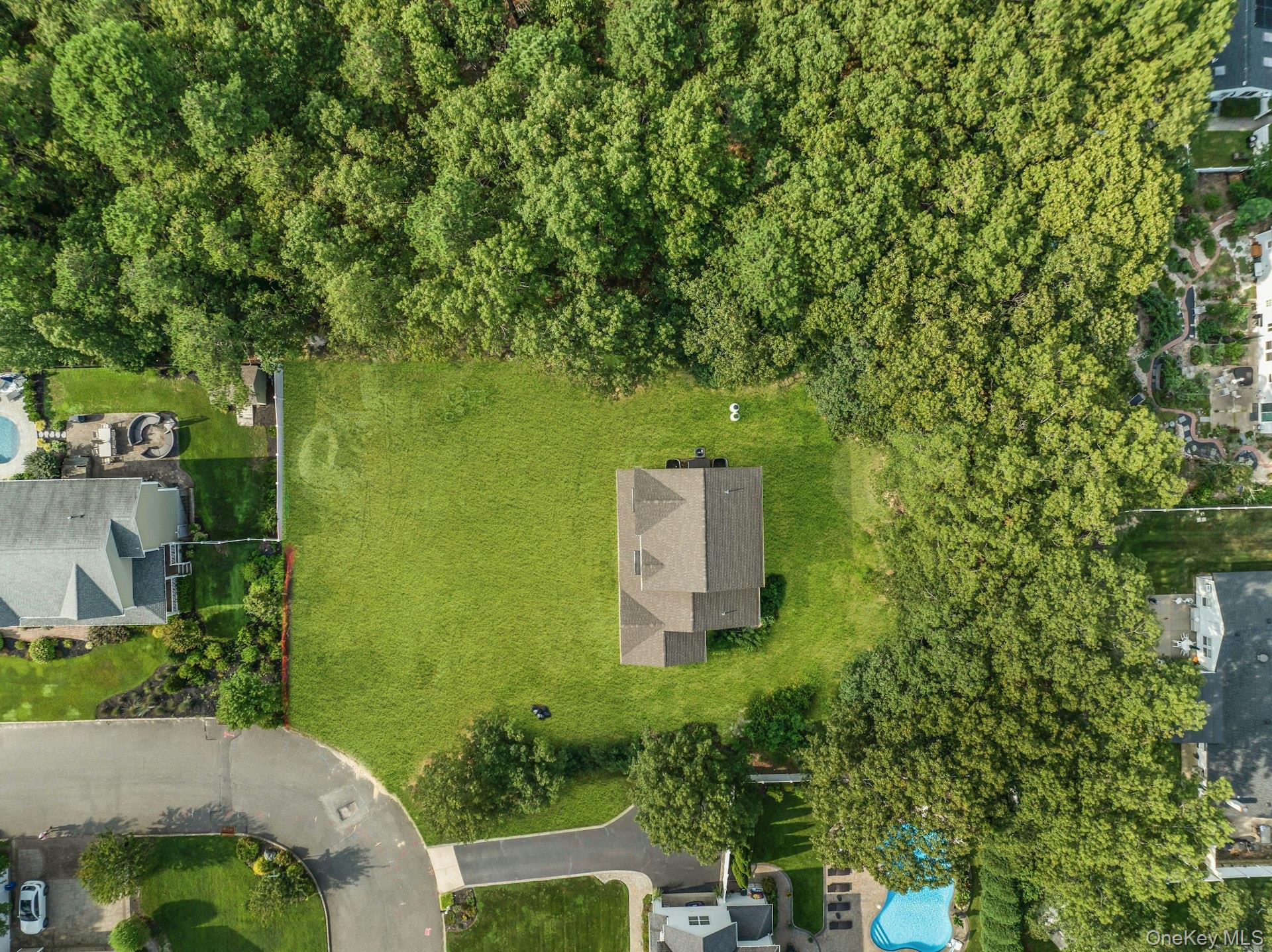 35 Evergreen Avenue – For Sale photo 32