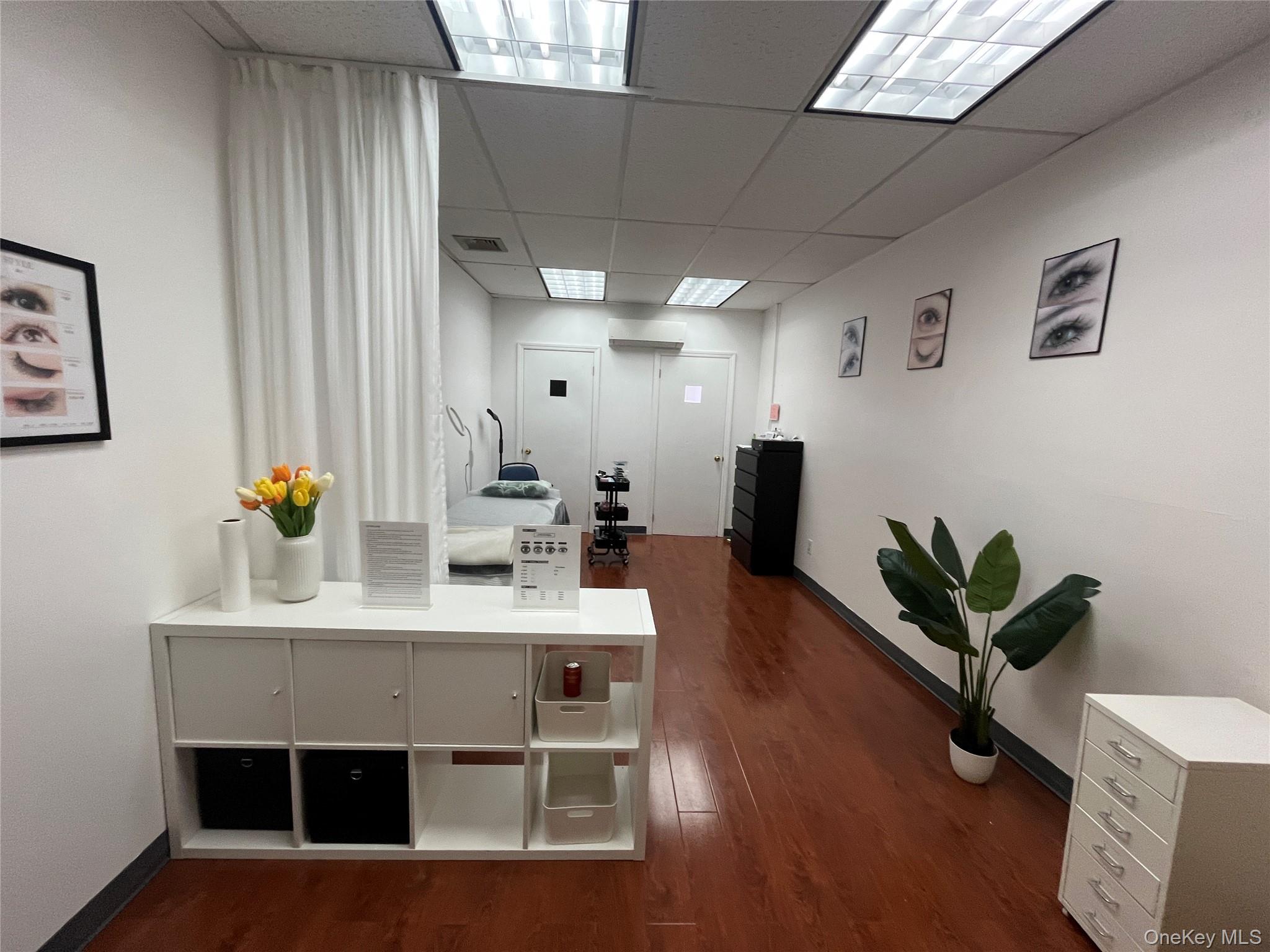251-11 Northern Blvd, Unit 2E photo 3