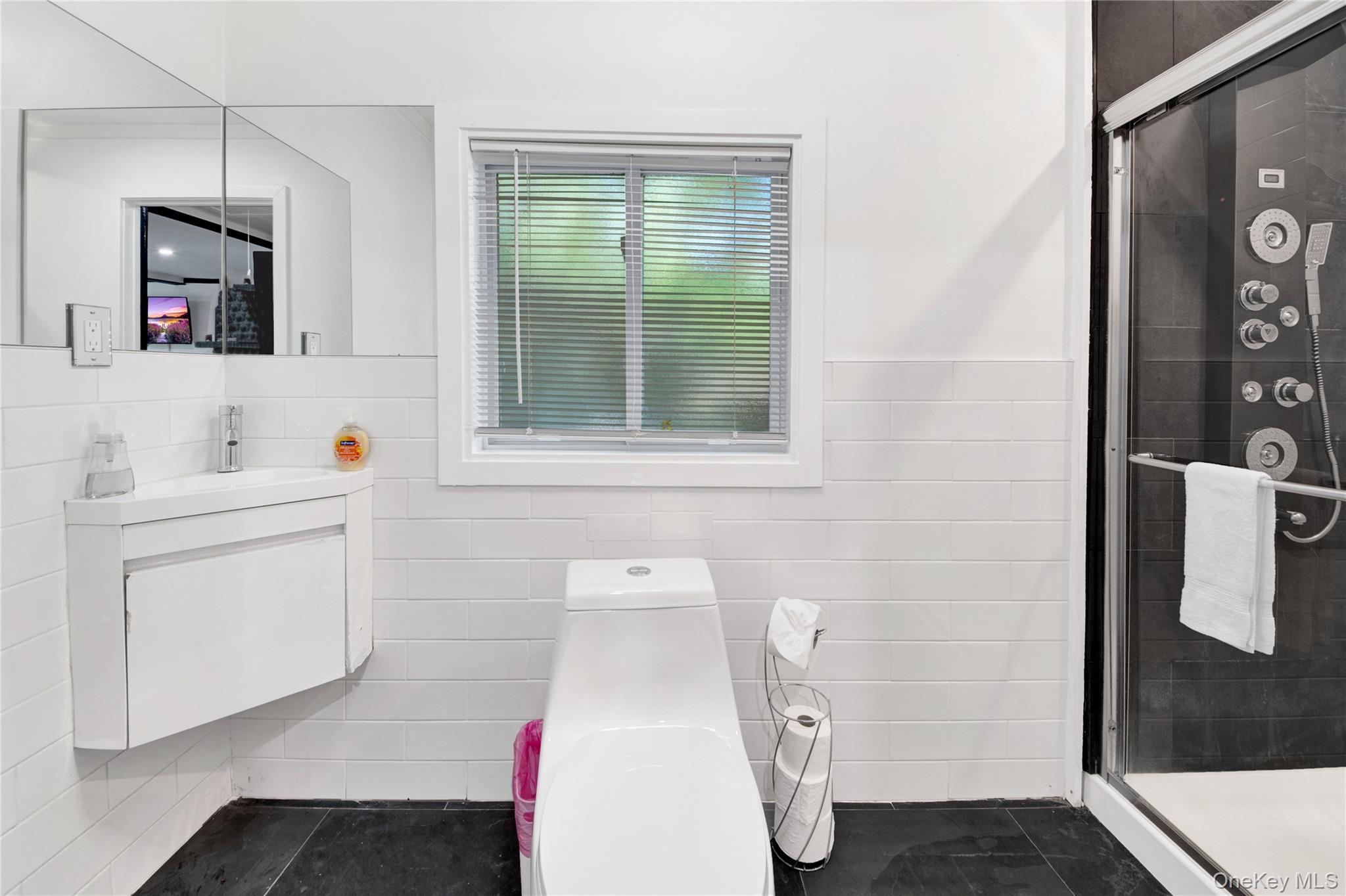 51 S Shore Drive – For Sale photo 15