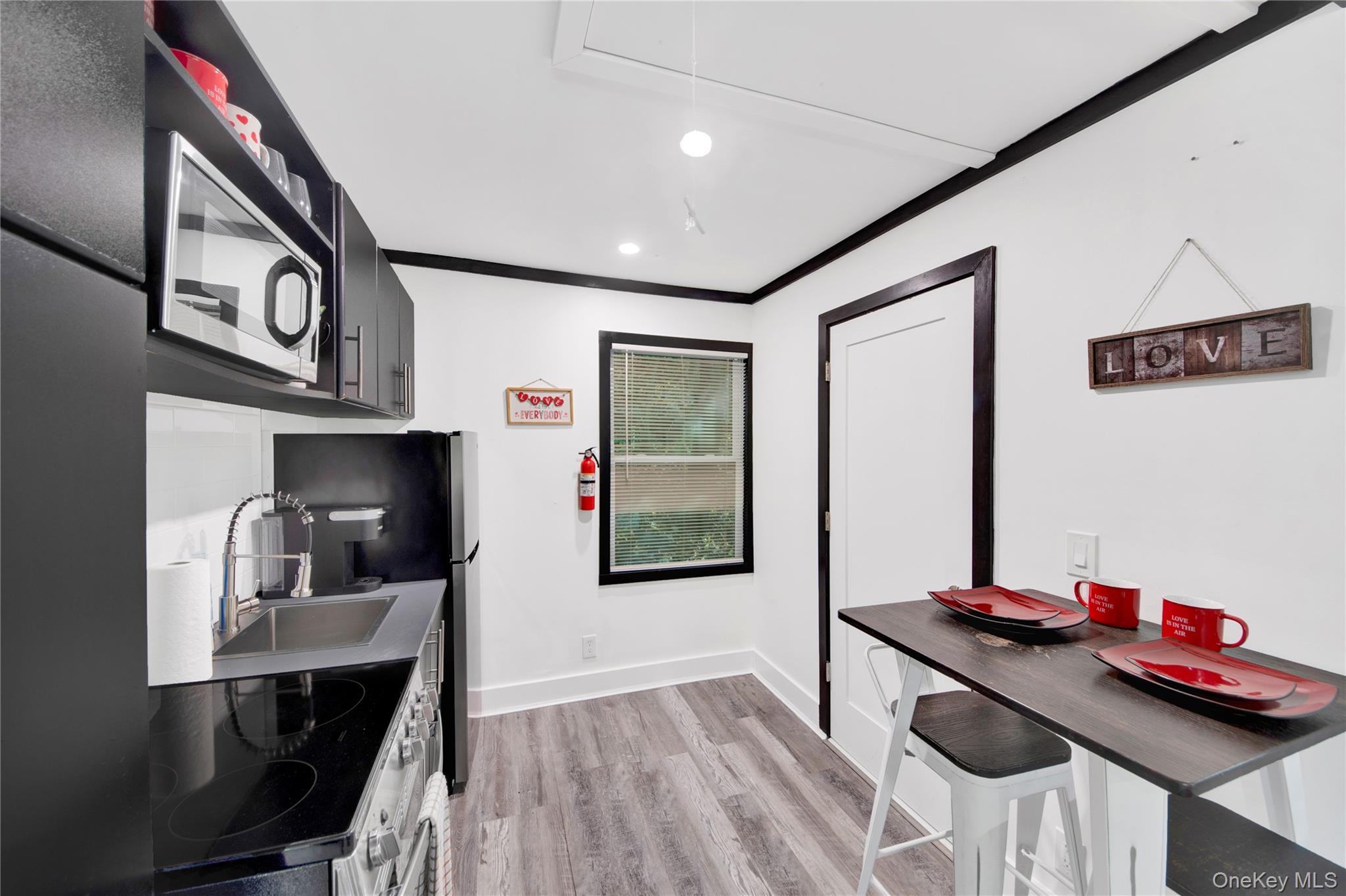 51 S Shore Drive – For Sale photo 8