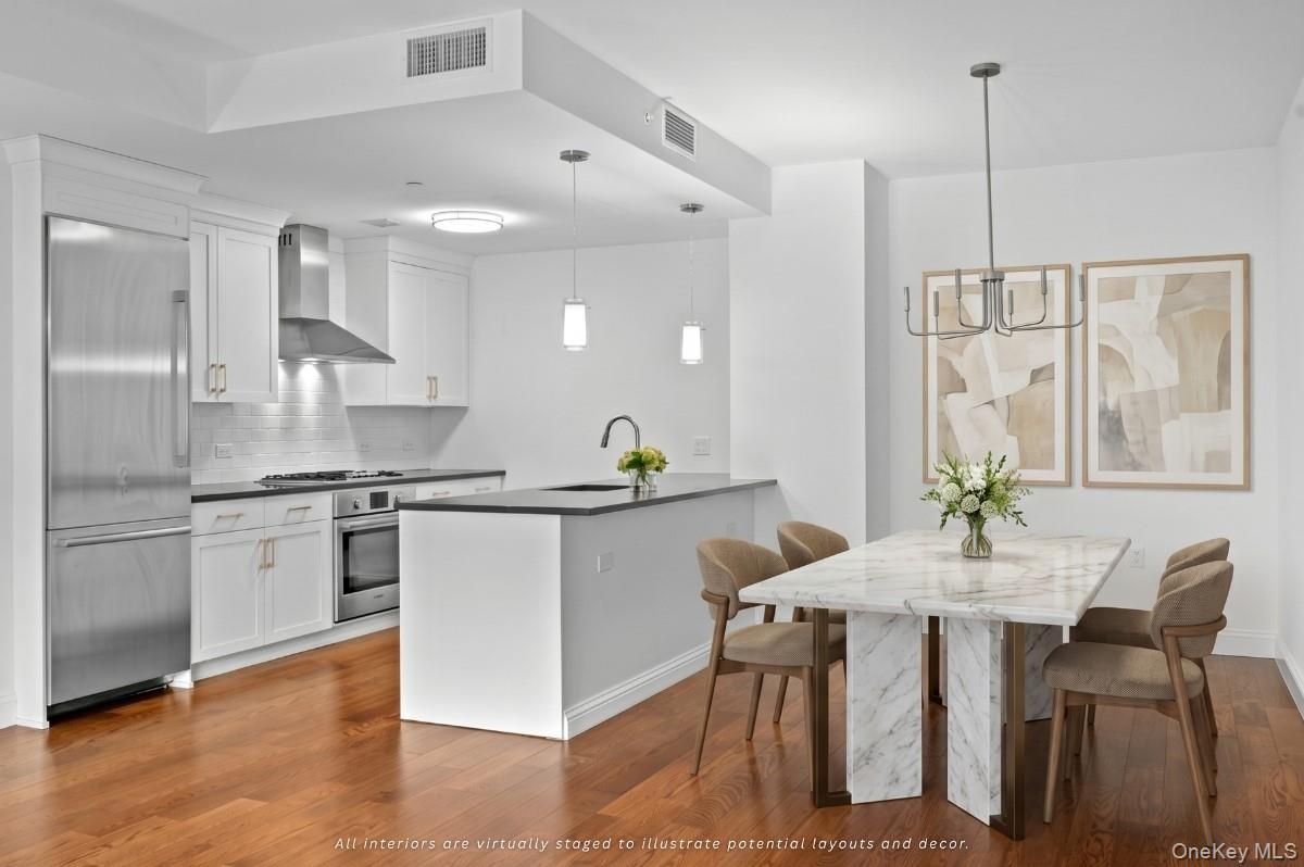 10 Byron Place, Unit 306 photo 4