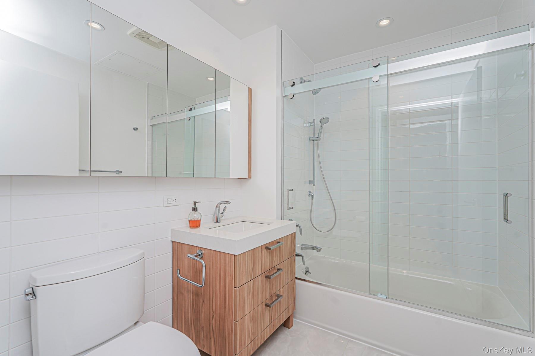 133 Beach 116th Street, Unit 2C photo 22