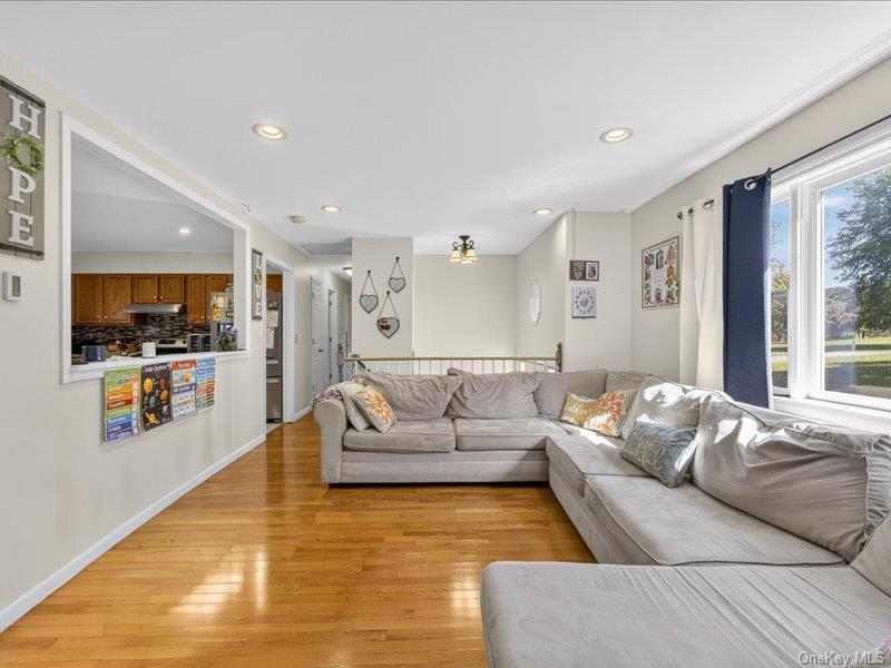 50 Cunningham Lane – For Sale photo 10
