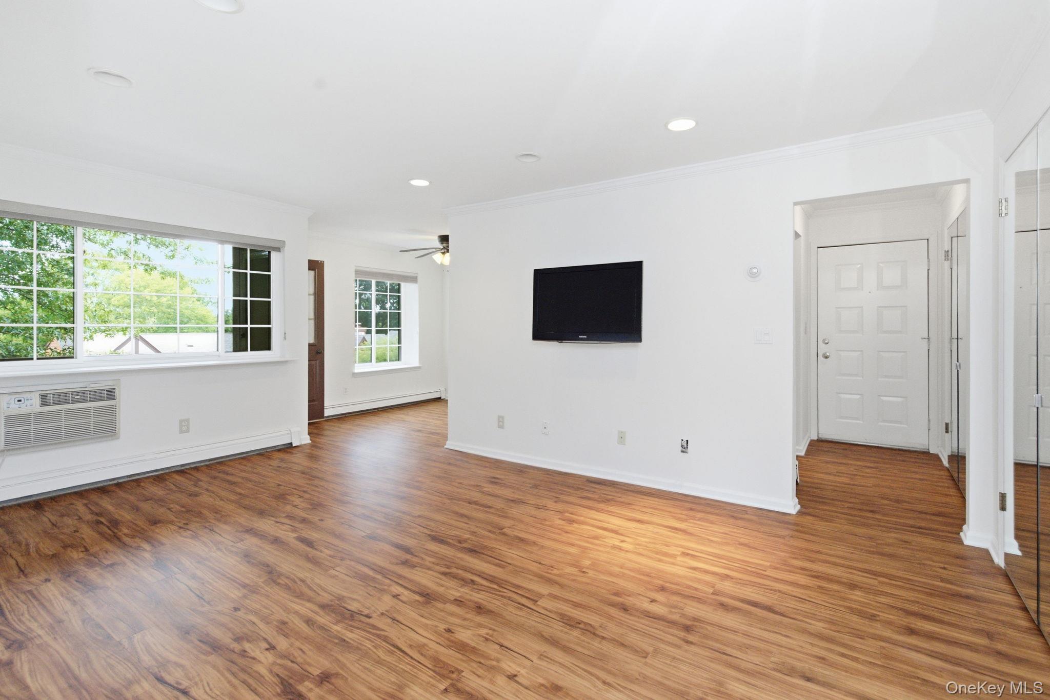 66 Foxwood Circle – For Sale photo 9