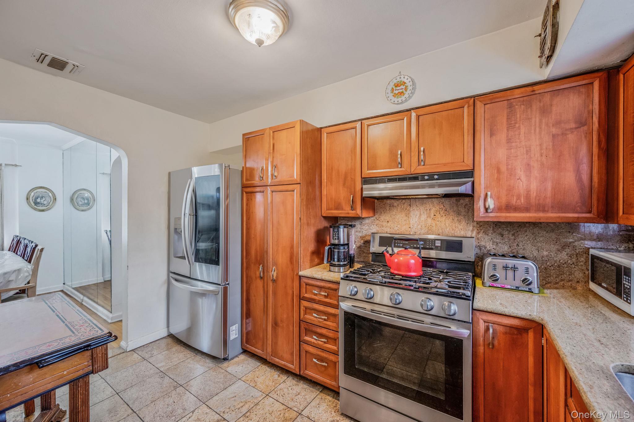 115-82 237th Street – For Sale photo 4