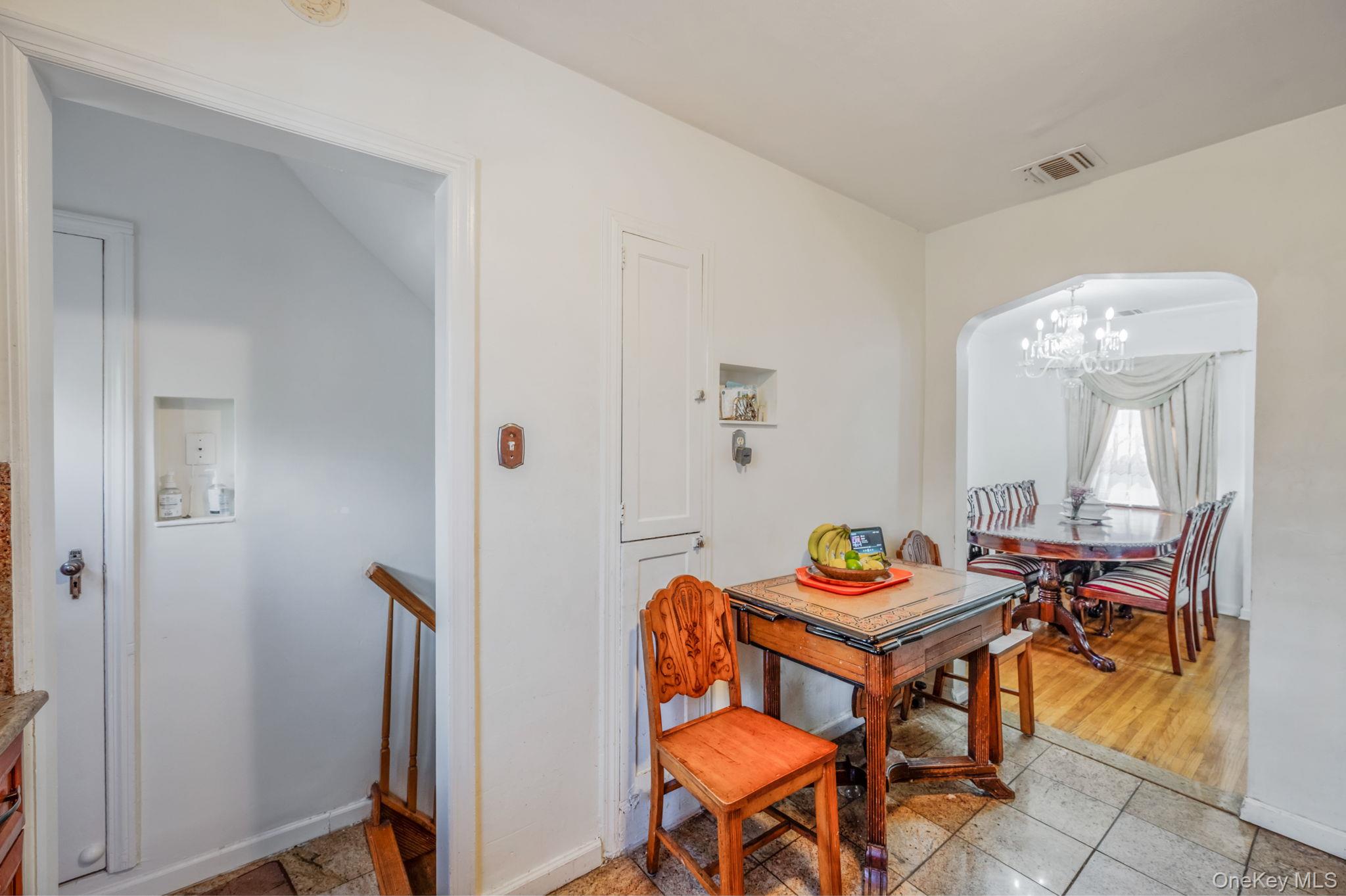 115-82 237th Street – For Sale photo 5