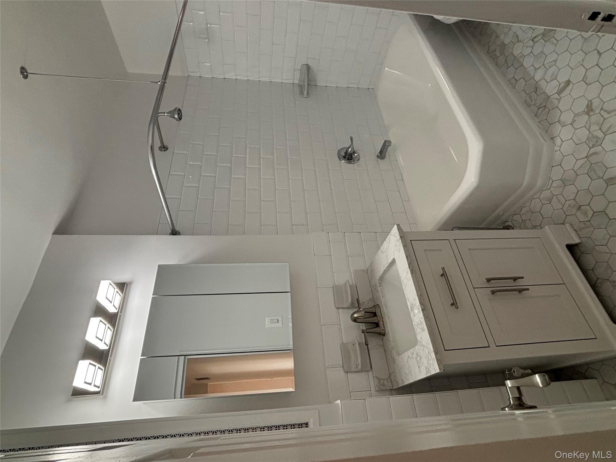 2962 Decatur Avenue, Unit 4B photo 4