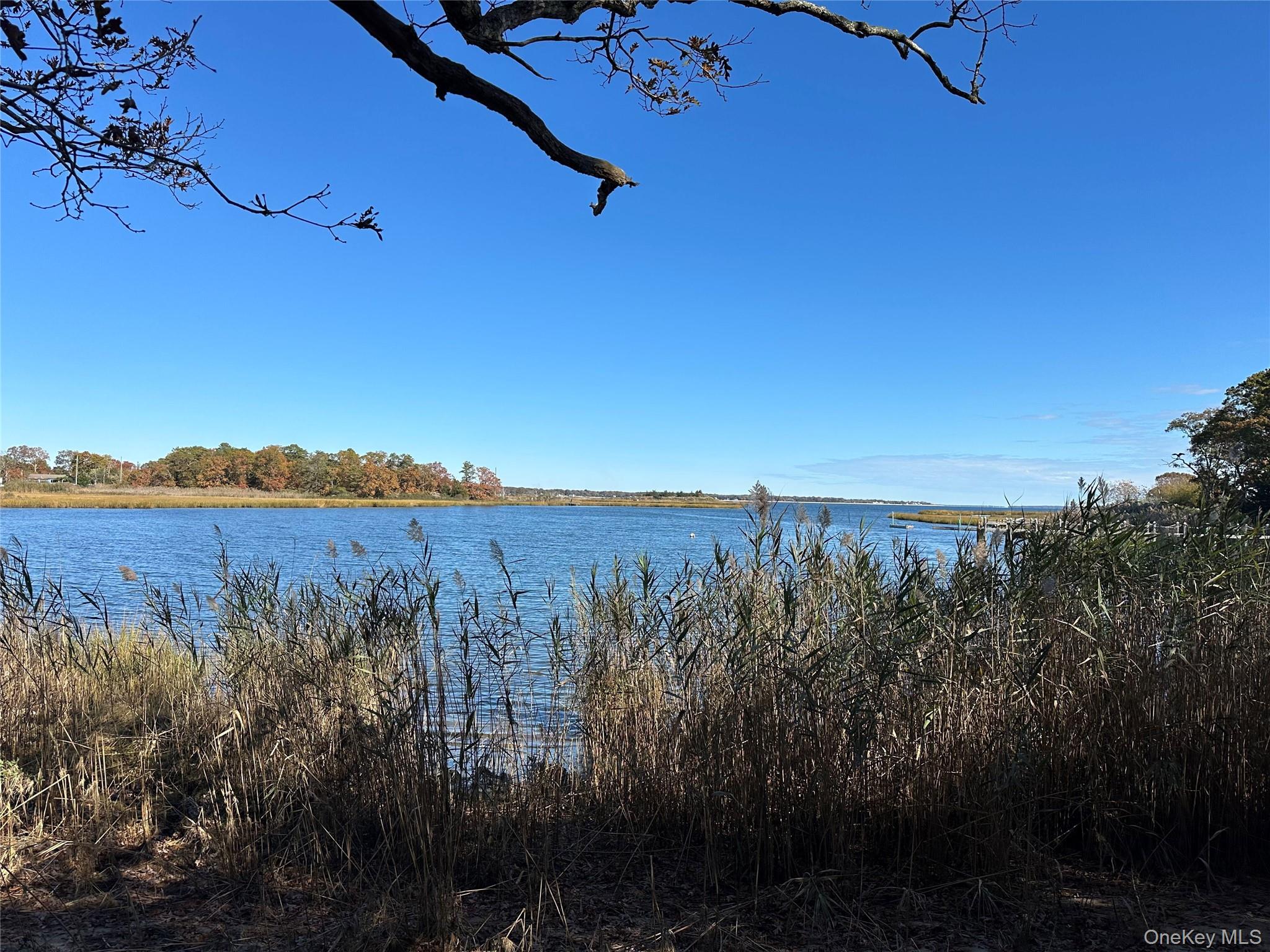 910 Flanders Road – For Sale