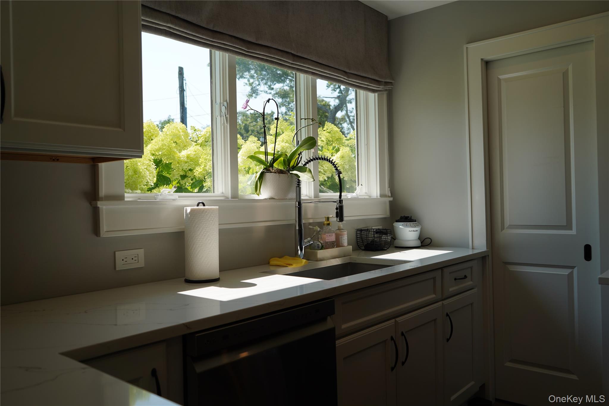 24 Pegs Lane – For Sale photo 6