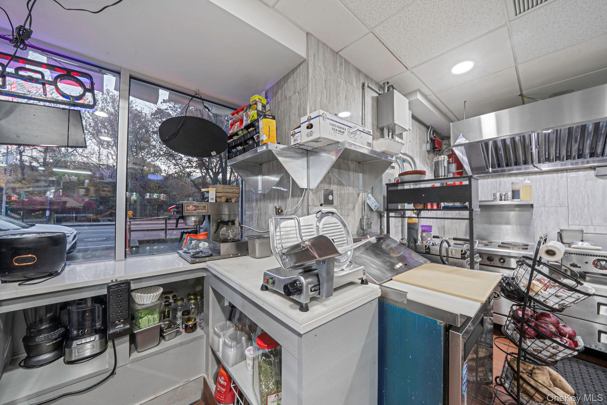 6469 Broadway – For Sale photo 9