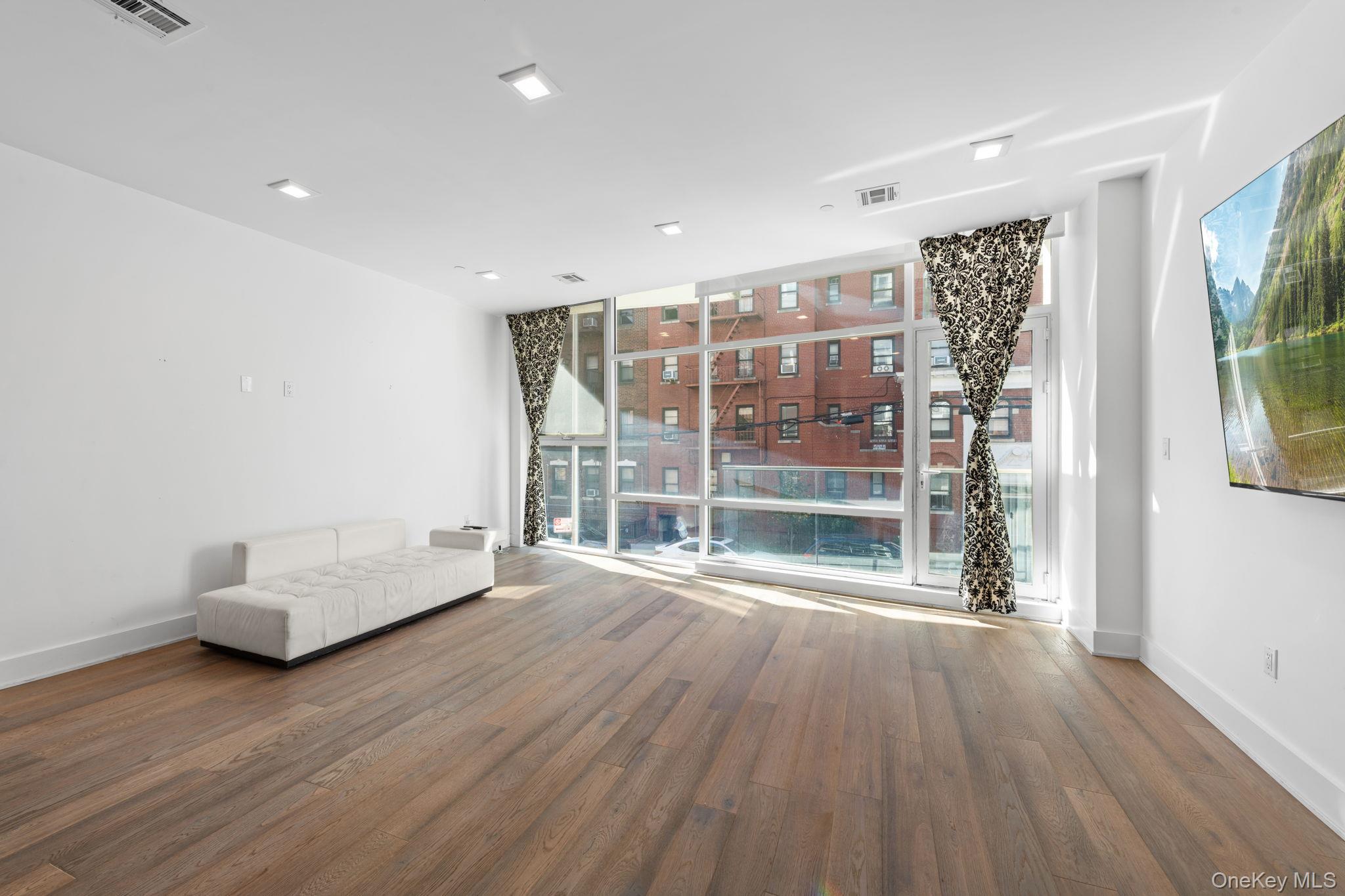 1769 E 13th Street, Unit 2B photo 5