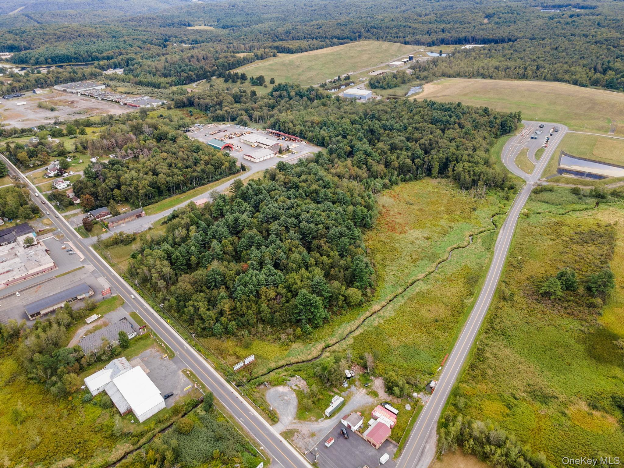 E Broadway – For Sale photo 3
