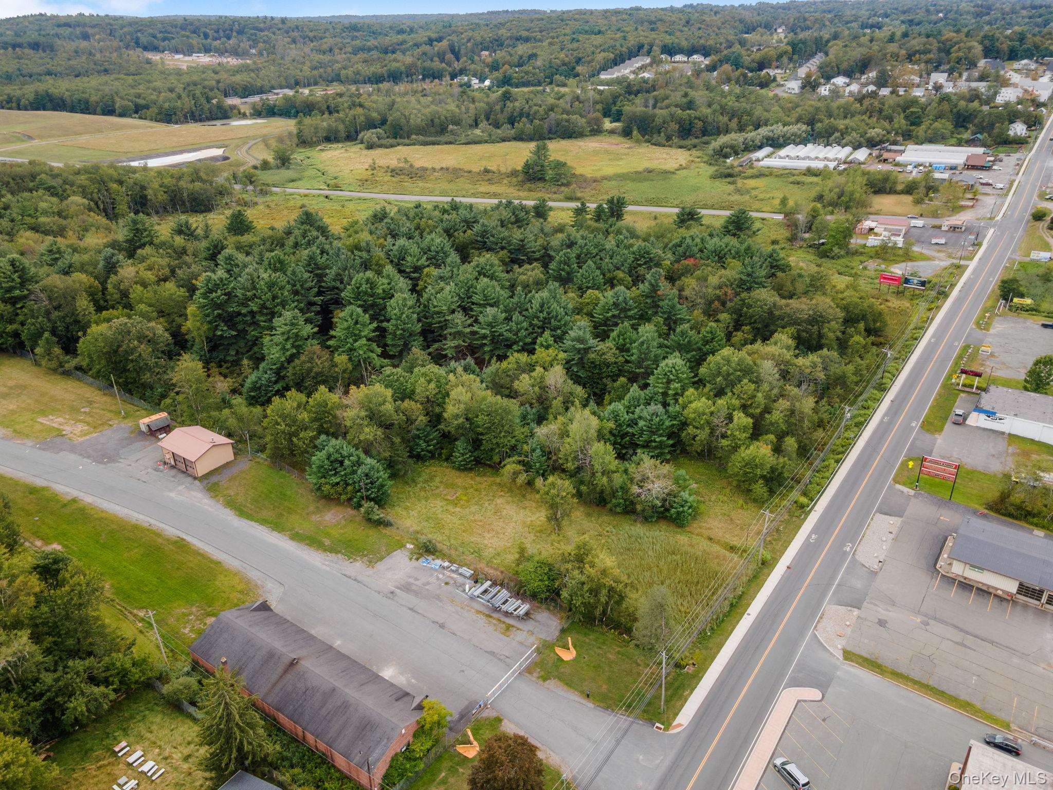 E Broadway – For Sale photo 12