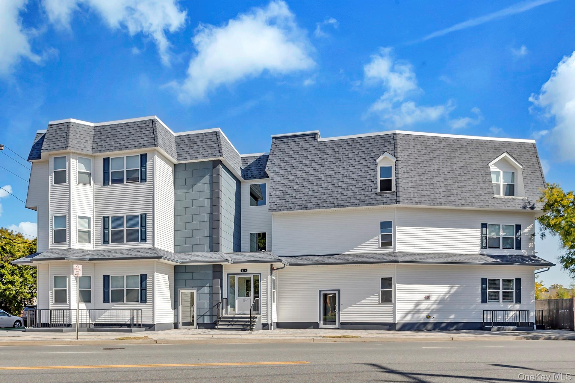533 Greenwich Street, Unit Lower Leve