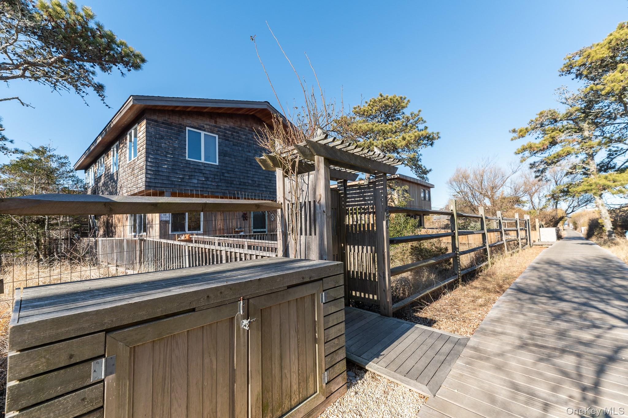 100 Clipper Roadway – For Rent photo 37
