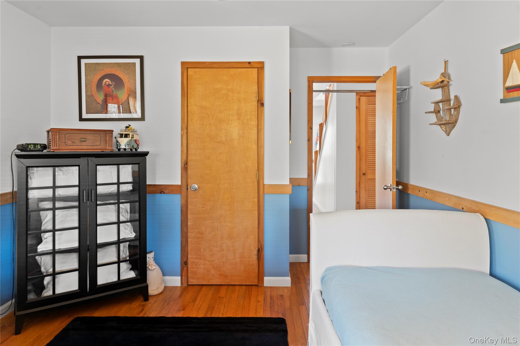 100 Clipper Roadway – For Rent photo 16