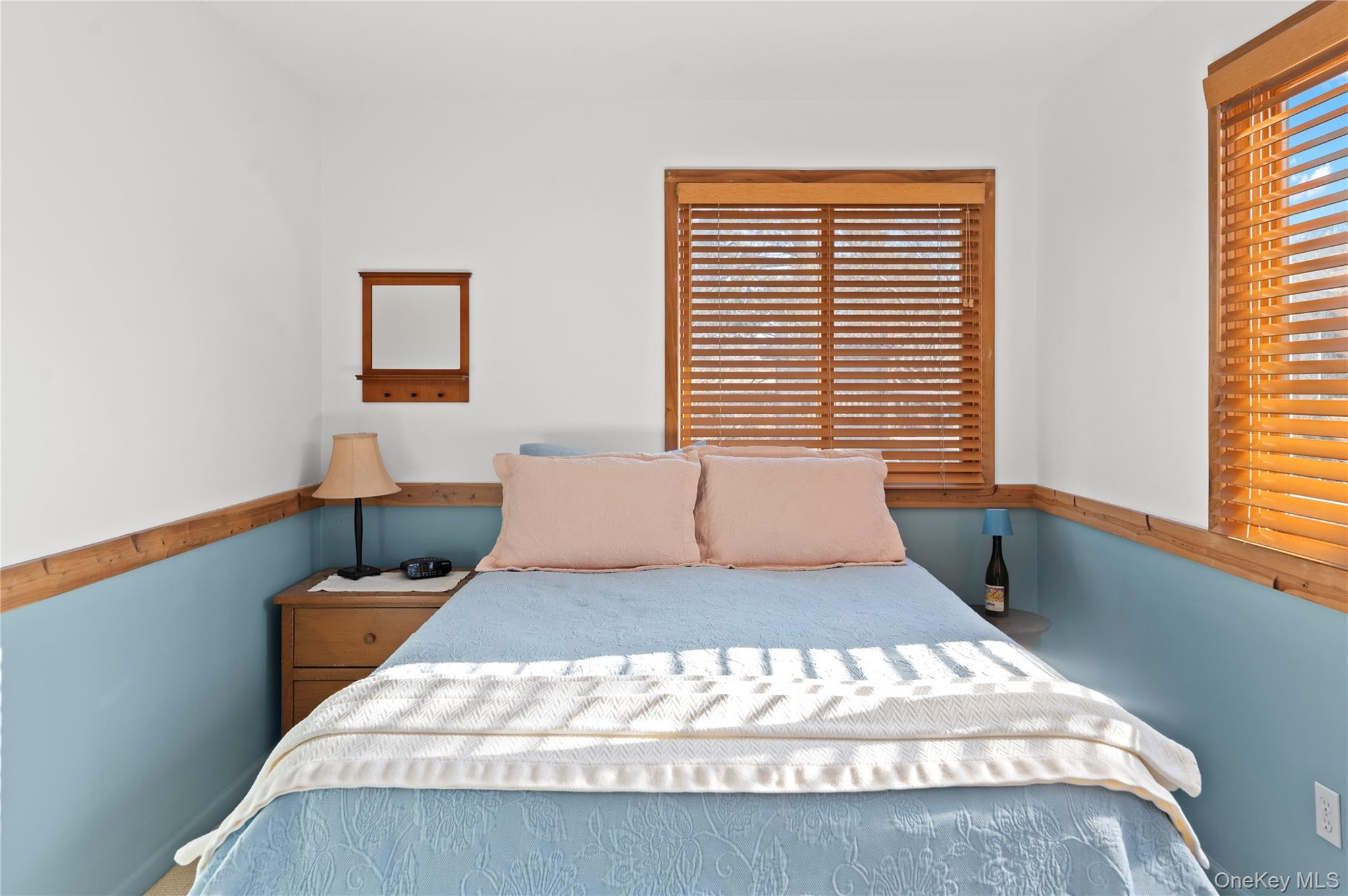 100 Clipper Roadway – For Rent photo 13