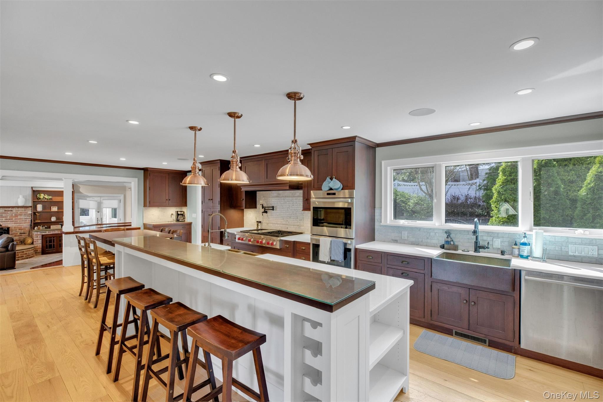 345 Colonial Road – For Rent photo 19
